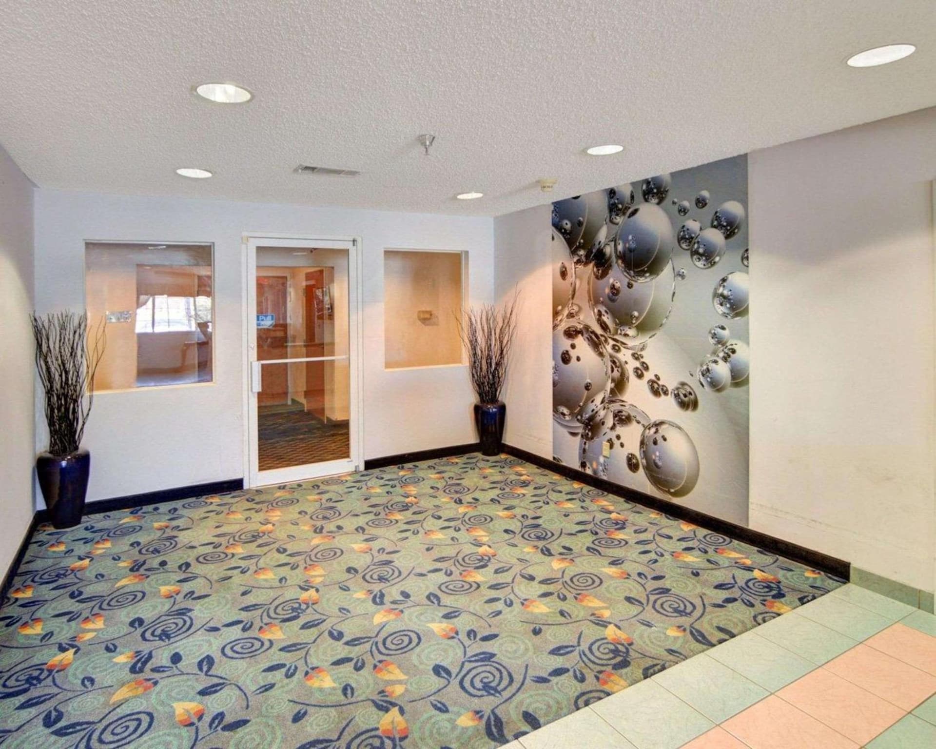 Rodeway Inn & Suites Lewisville I-35 gallery photo in Lewisville, TX — image 11