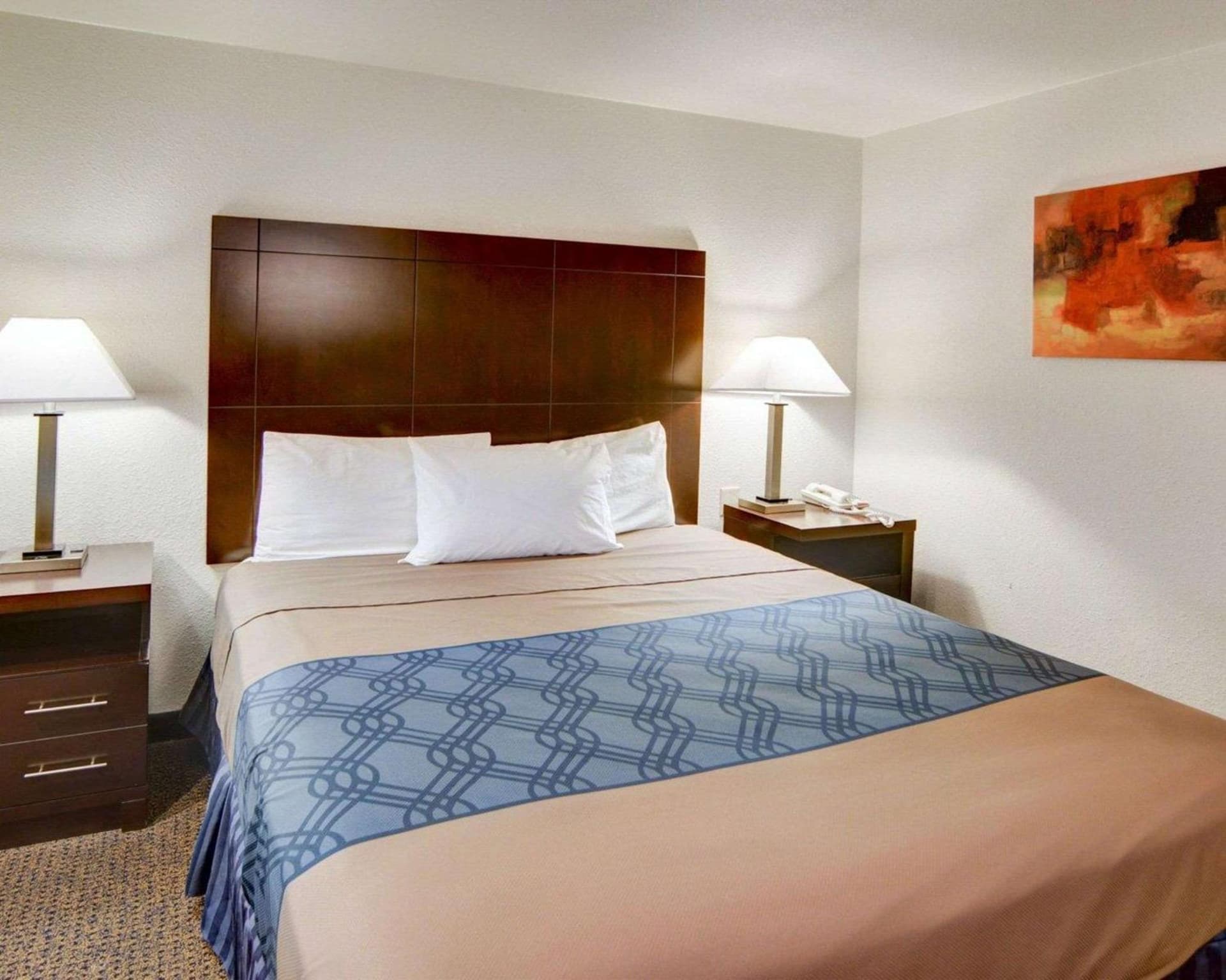 Rodeway Inn & Suites Lewisville I-35 gallery photo in Lewisville, TX — image 12