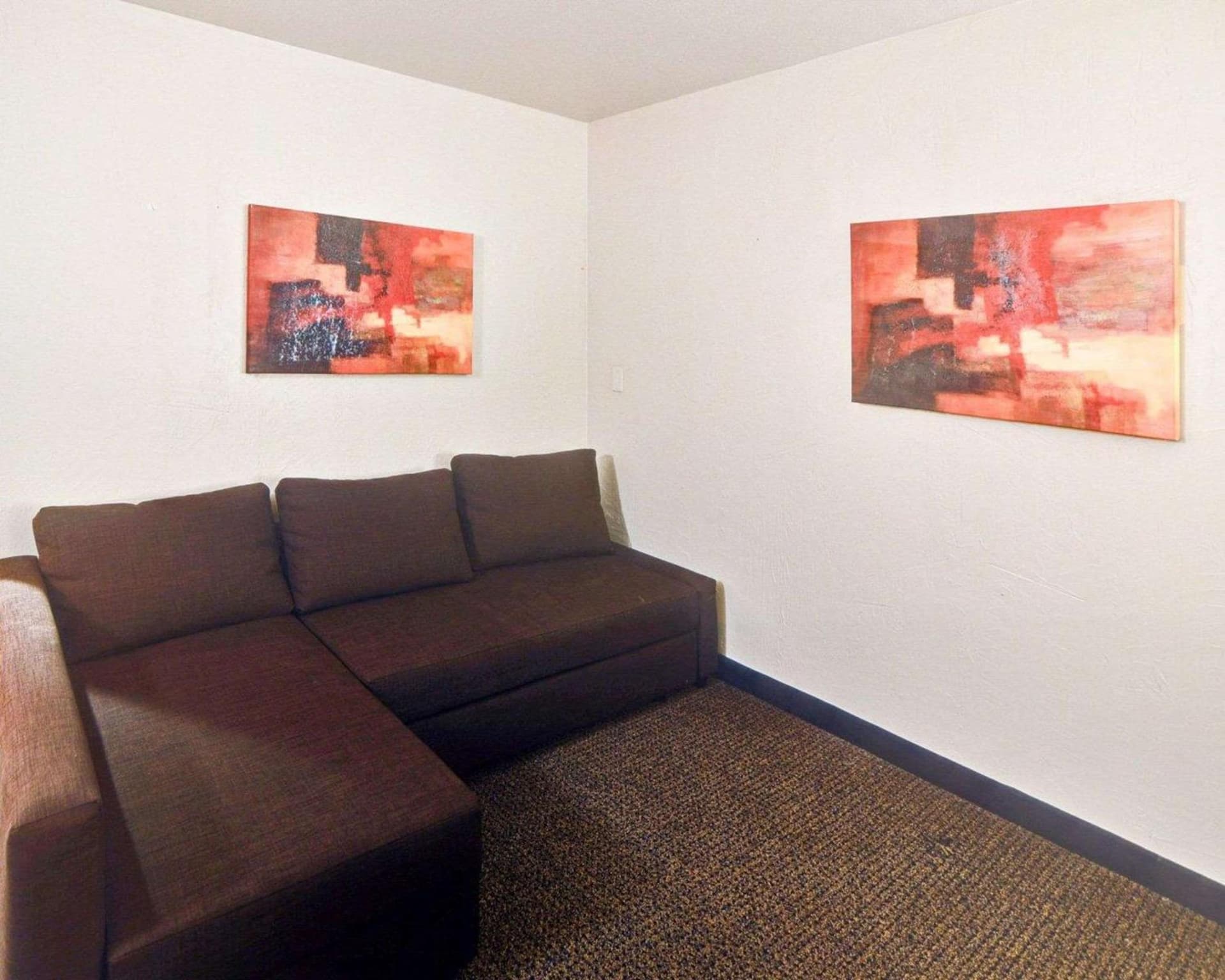 Rodeway Inn & Suites Lewisville I-35 gallery photo in Lewisville, TX — image 8