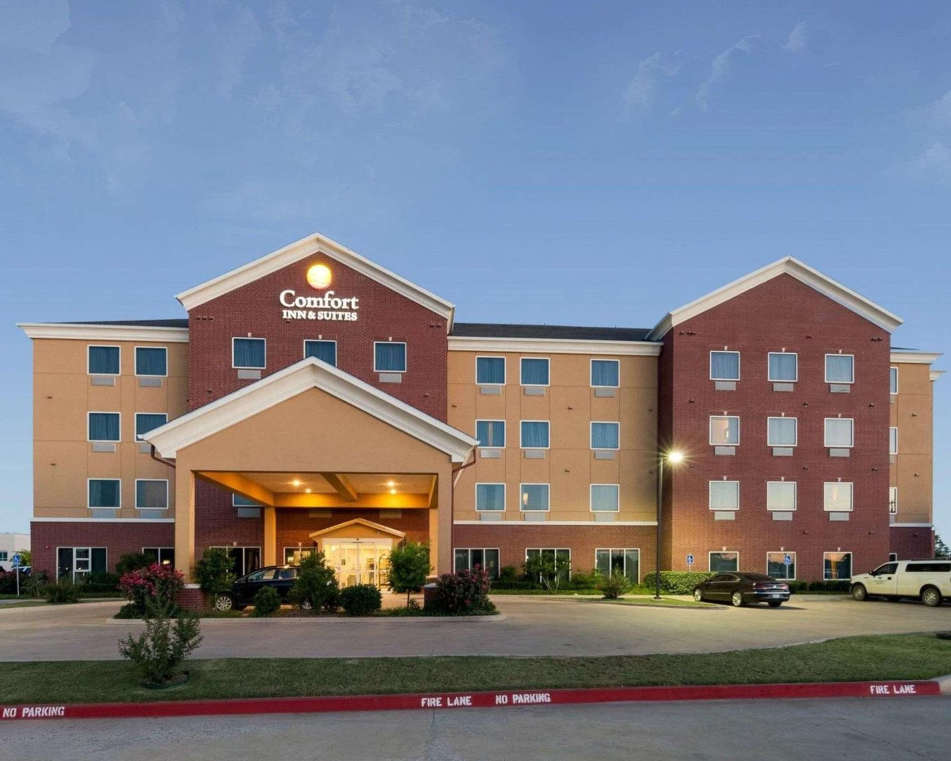Comfort Inn & Suites Regional Medical Center property views in Abilene, TX — gallery photo 3