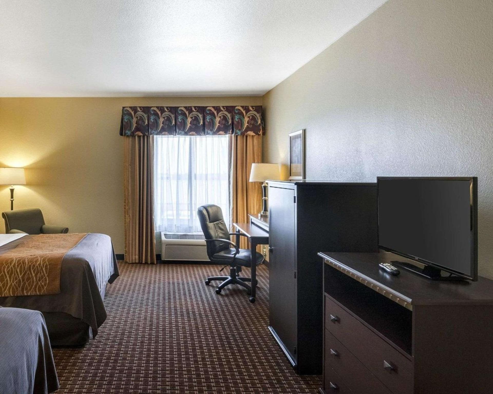 Comfort Inn & Suites Regional Medical Center interior in Abilene, TX — gallery photo 2