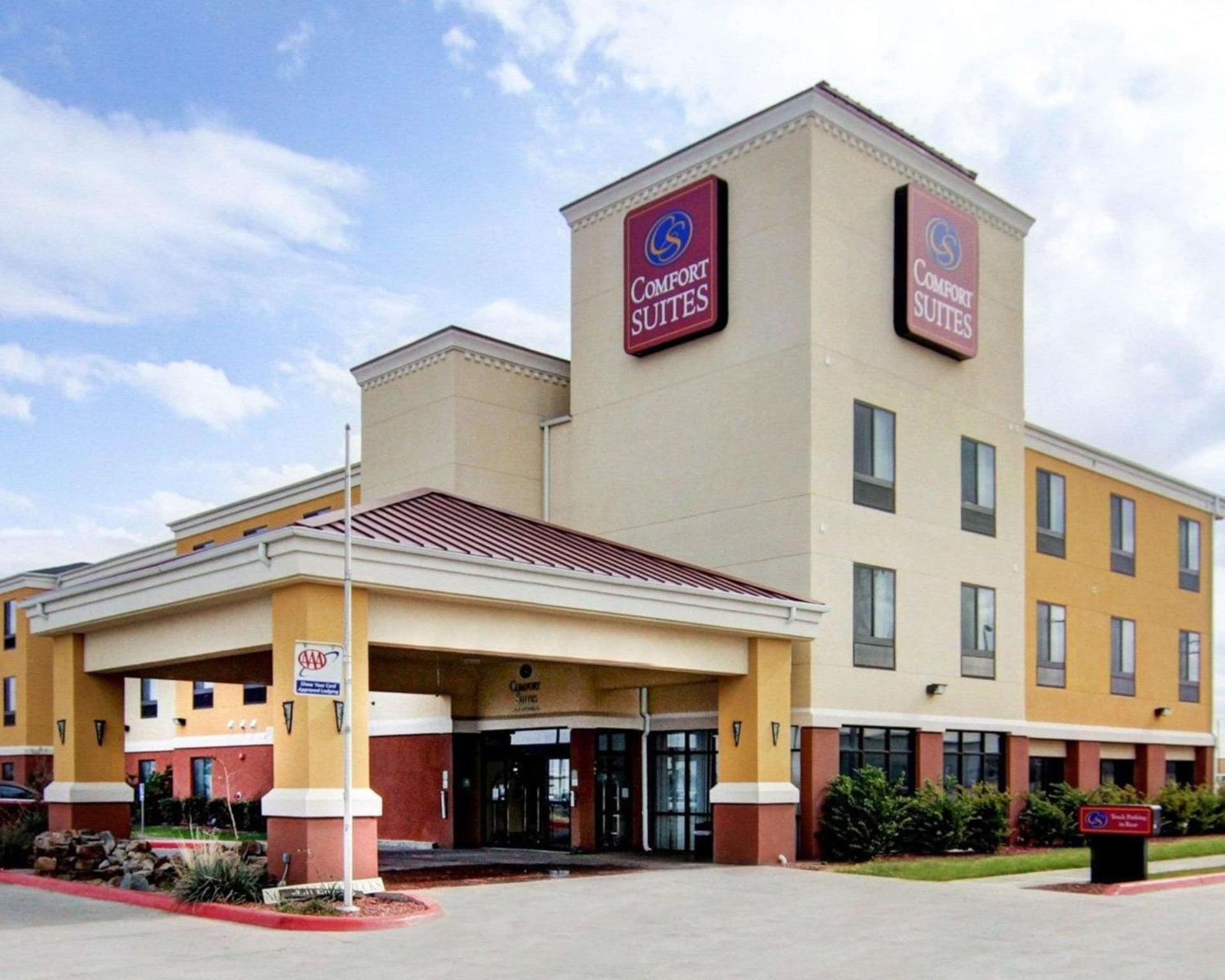 Comfort Suites Fort Stockton featured exterior or lobby in Fort Stockton, TX — similar hotel