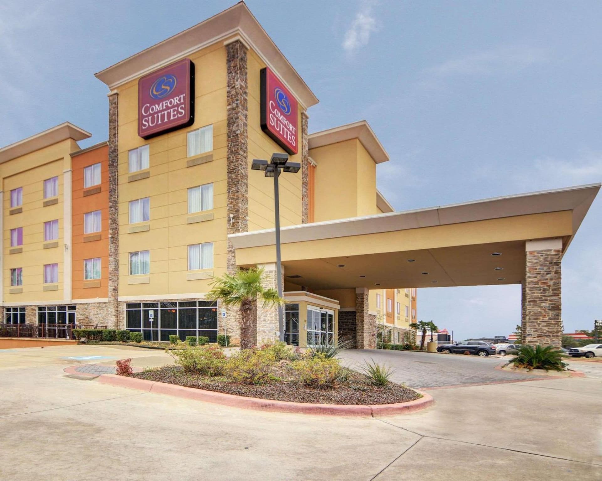 Comfort Suites Kilgore property views in Kilgore, TX — gallery photo 3
