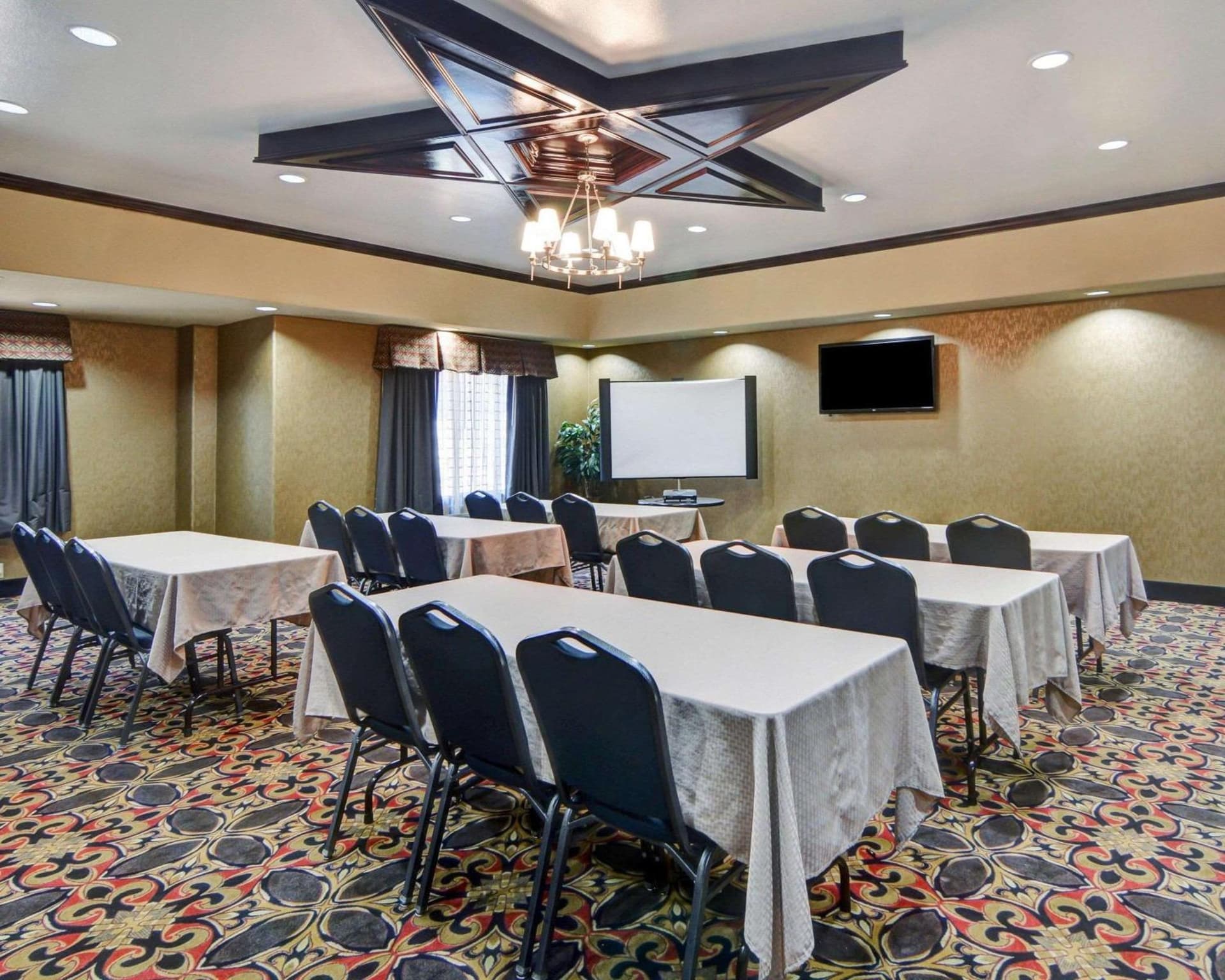 Comfort Suites Lake Worth gallery photo in Fort Worth, TX — image 4