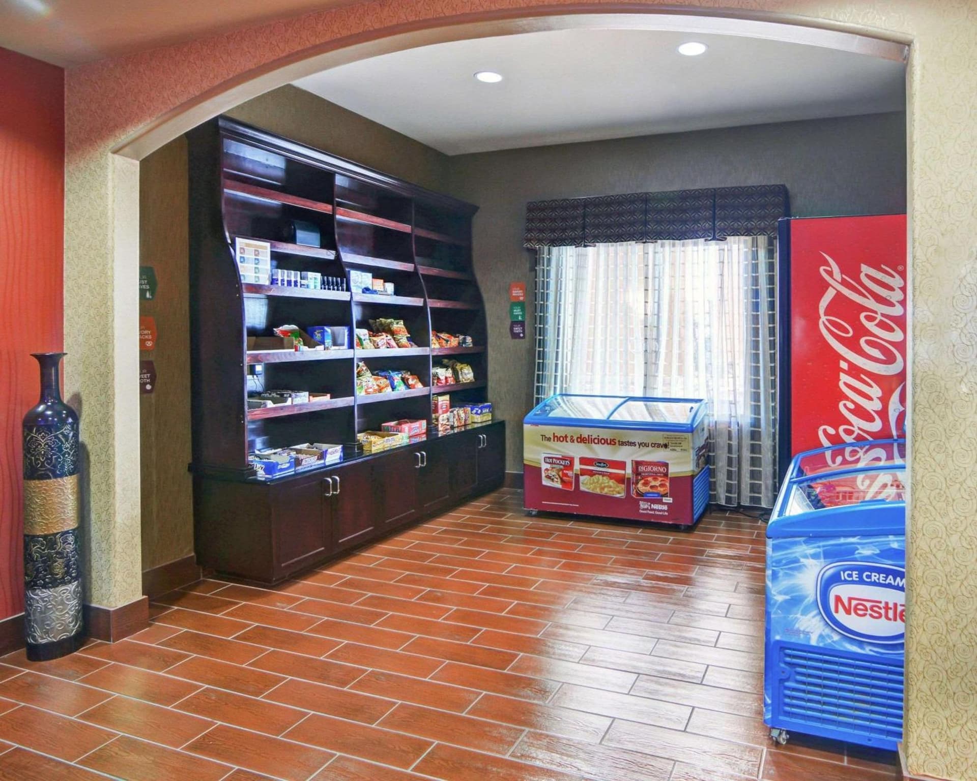 Comfort Suites Lake Worth gallery photo in Fort Worth, TX — image 27
