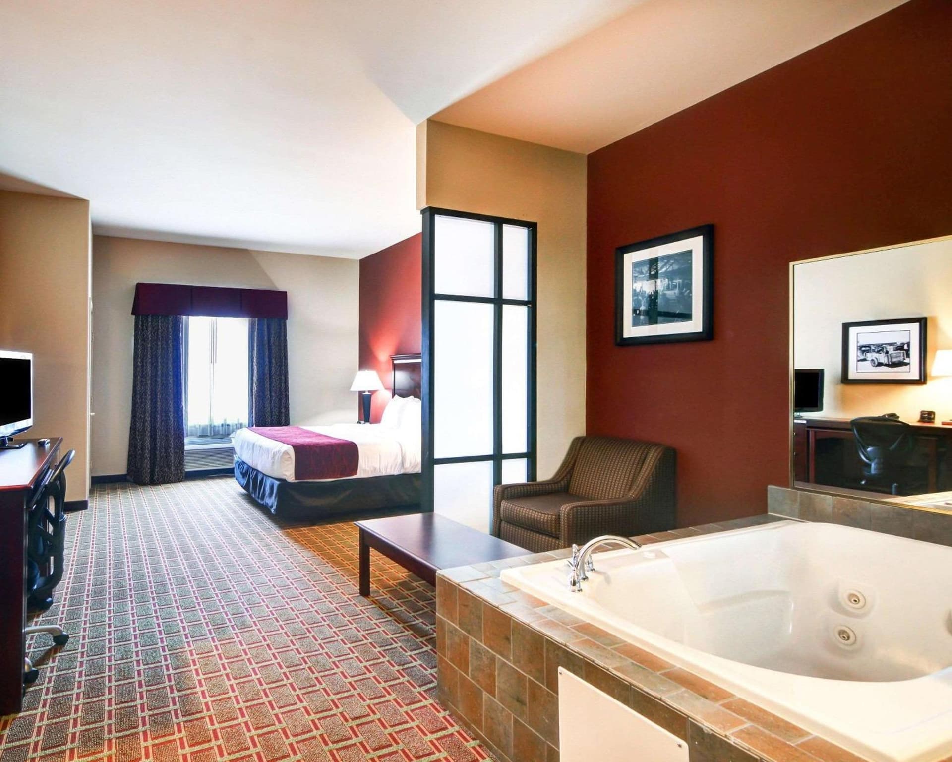 Comfort Suites Lake Worth gallery photo in Fort Worth, TX — image 34