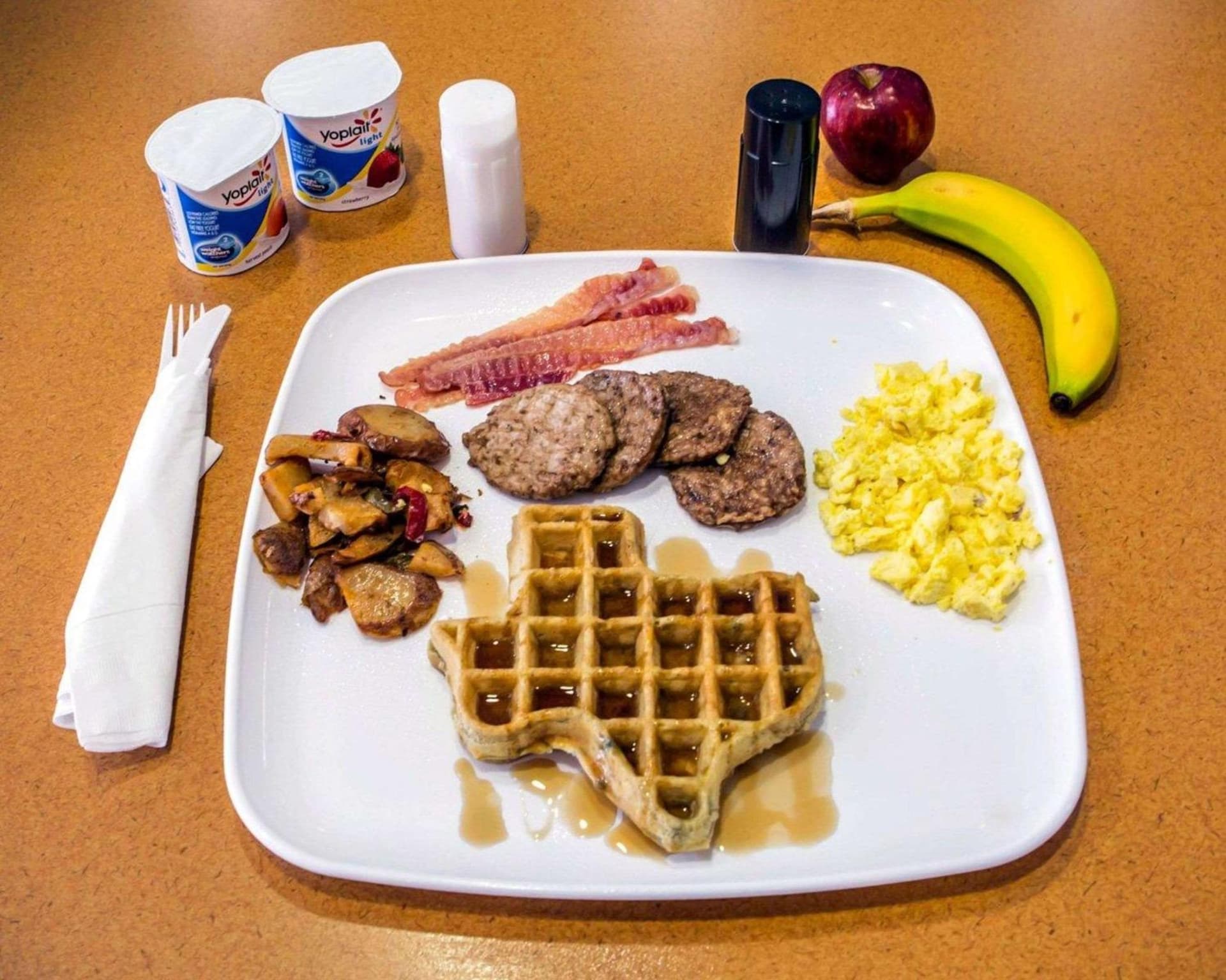 Sleep Inn & Suites Pearland - Houston South gallery photo in Pearland, TX — image 7