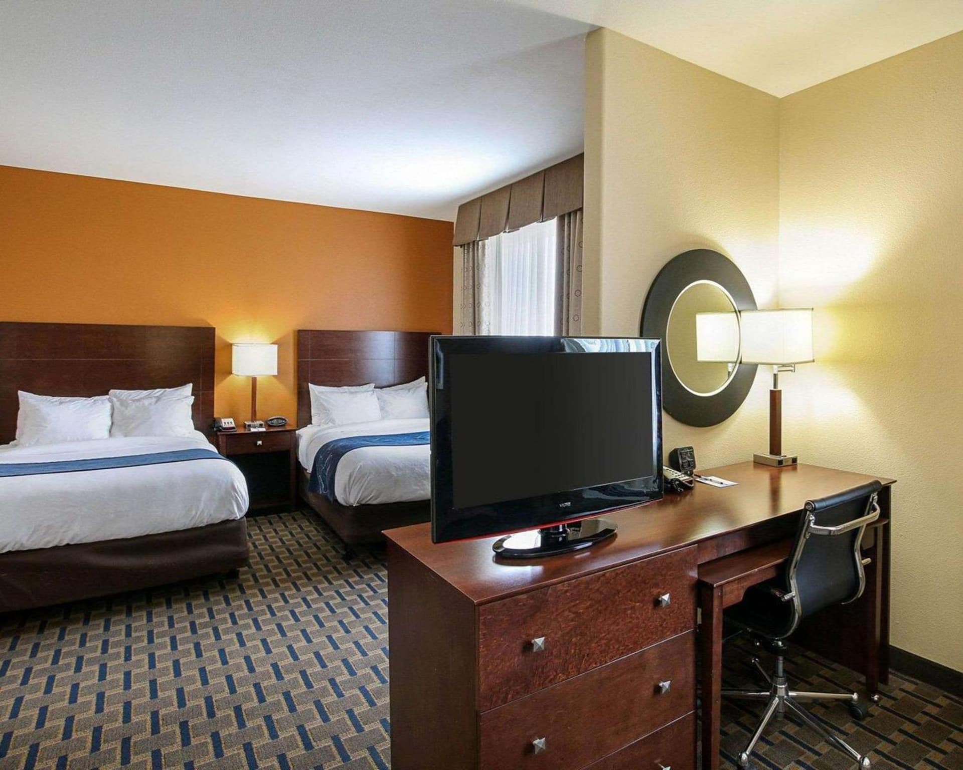 Comfort Suites Waxahachie - Dallas gallery photo in Waxahachie, TX — image 25