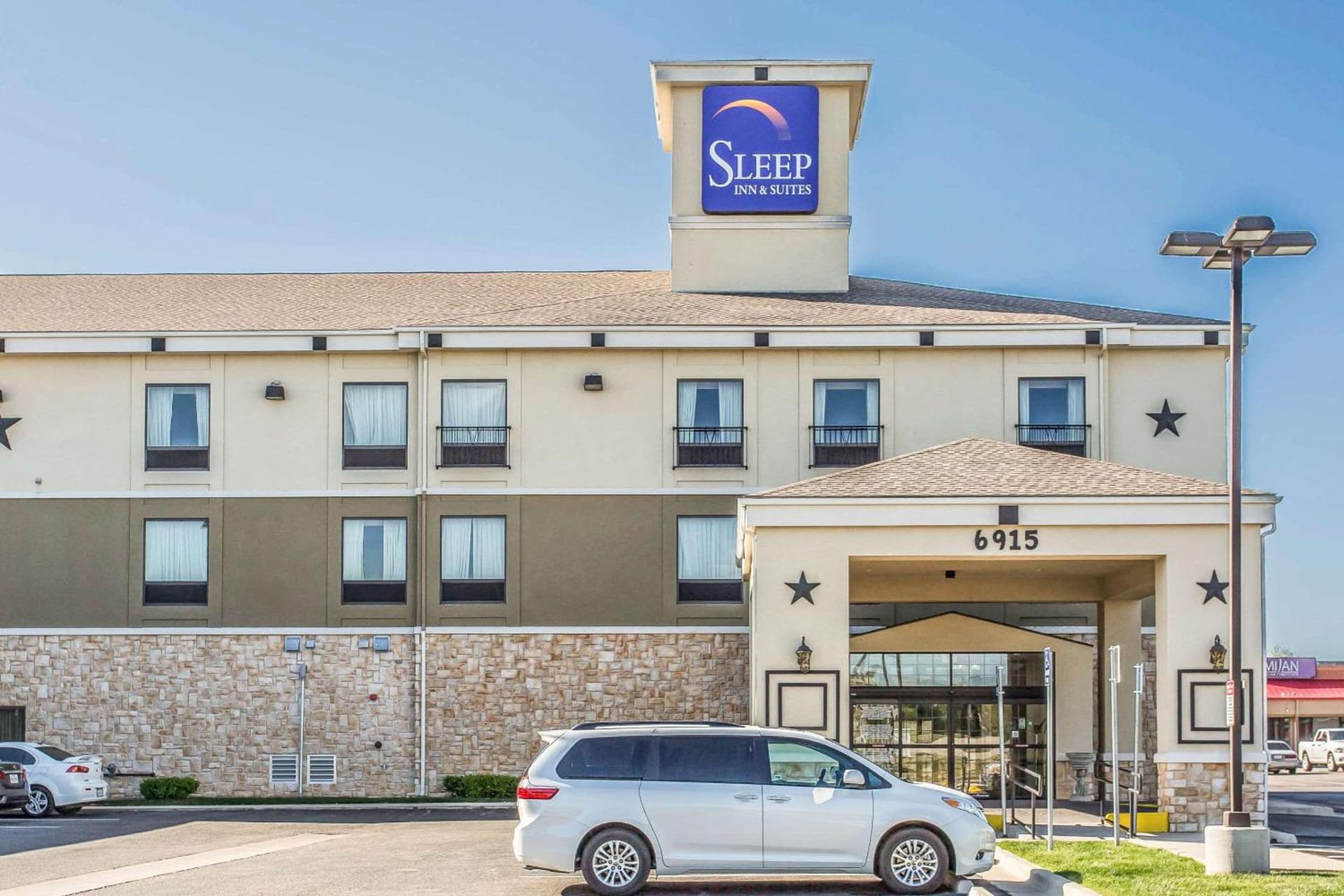 Sleep Inn & Suites West Medical Center interior in Amarillo, TX — gallery photo 2