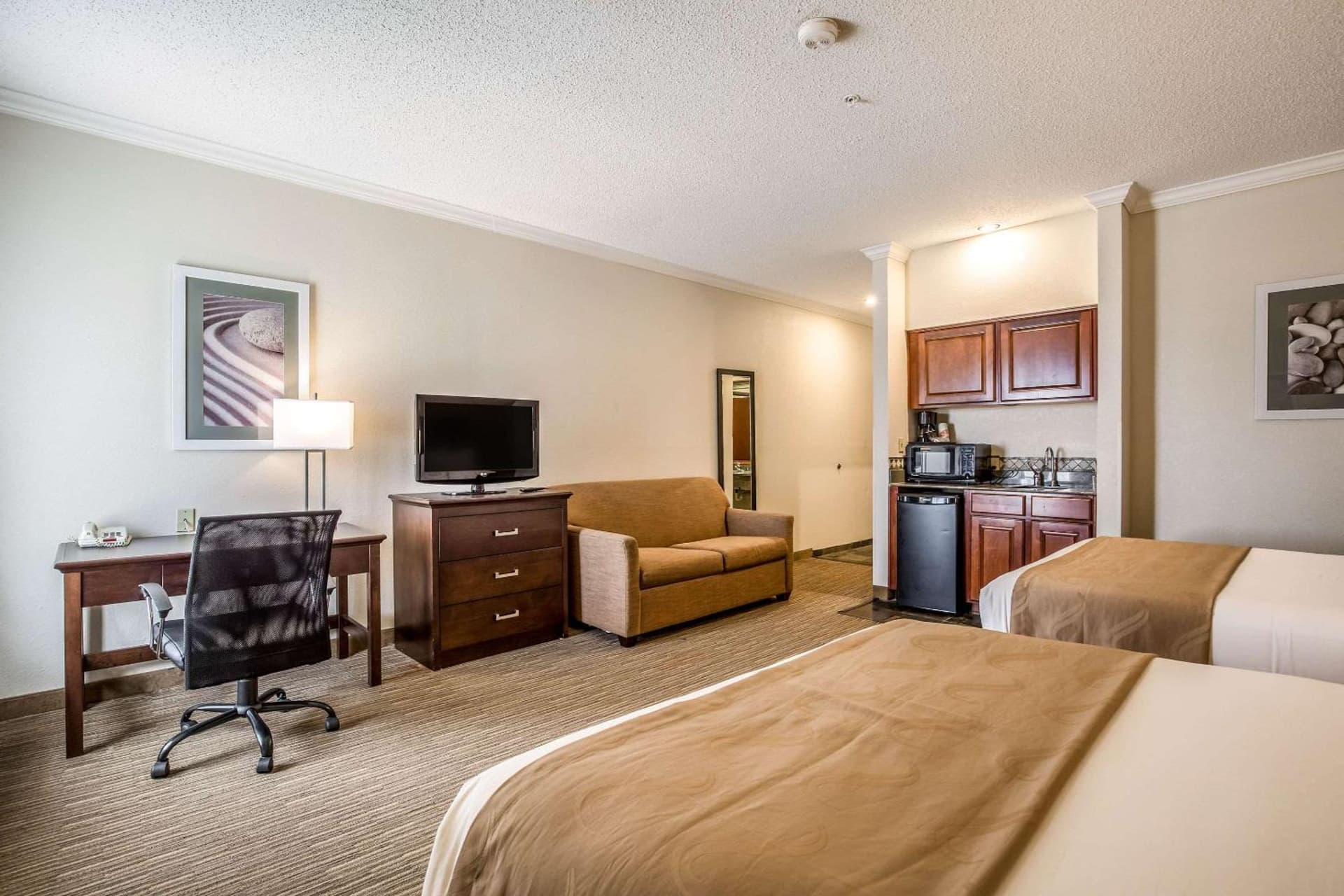 Quality Inn & Suites Seabrook- NASA- Kemah gallery photo in Seabrook, TX — image 15