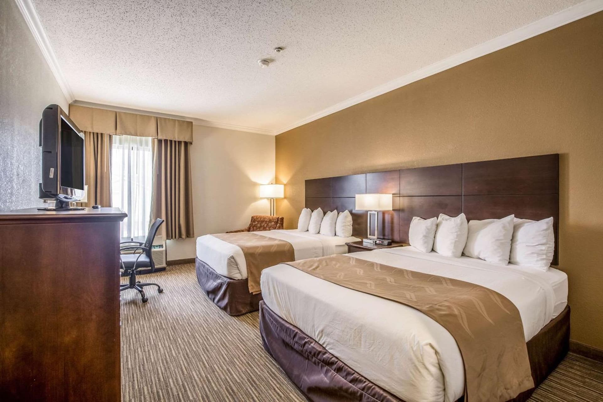 Quality Inn & Suites Seabrook- NASA- Kemah gallery photo in Seabrook, TX — image 6