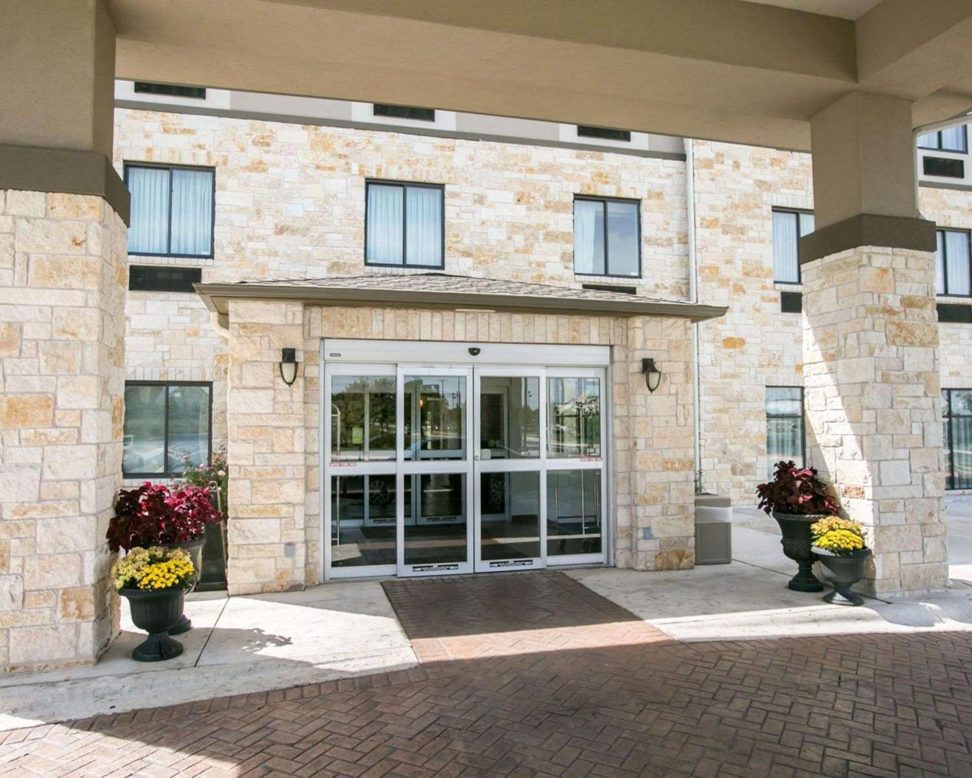 Sleep Inn & Suites Austin North-Pflugerville interior in Austin, TX — gallery photo 2