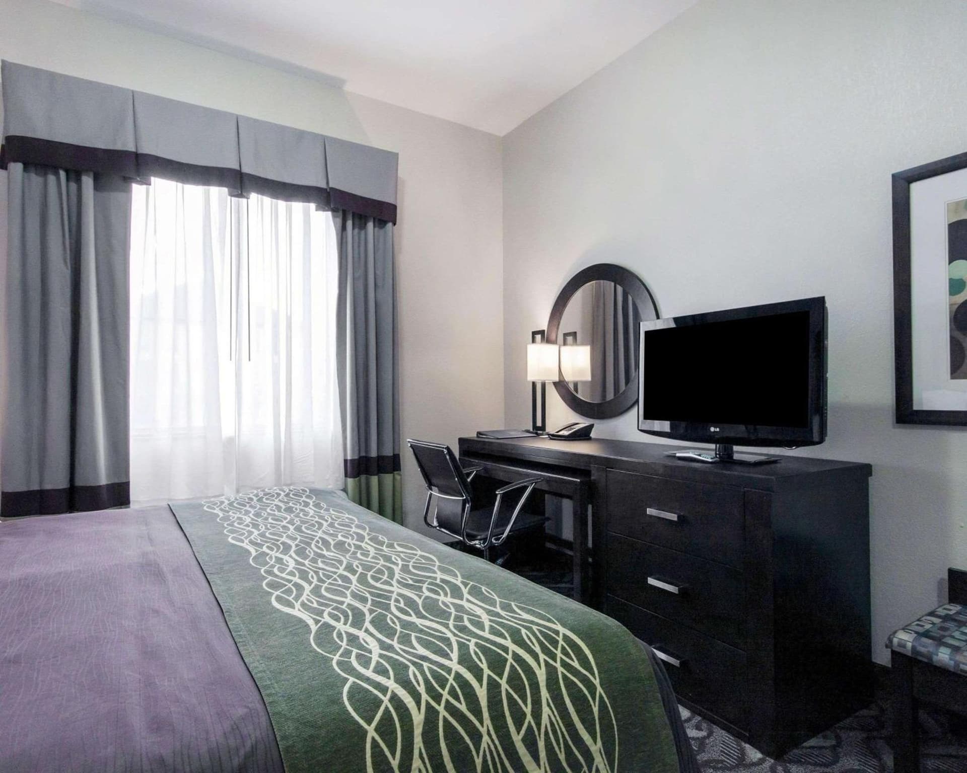 Comfort Inn & Suites El Paso I-10 Airport Area gallery photo in El Paso, TX — image 11