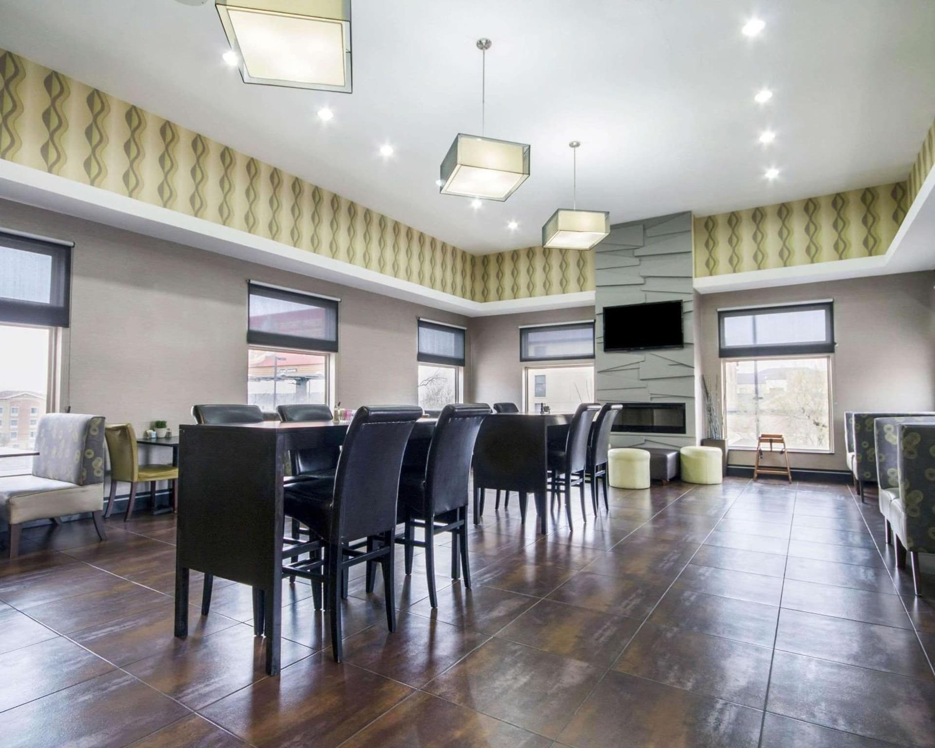 Comfort Inn & Suites El Paso I-10 Airport Area gallery photo in El Paso, TX — image 36