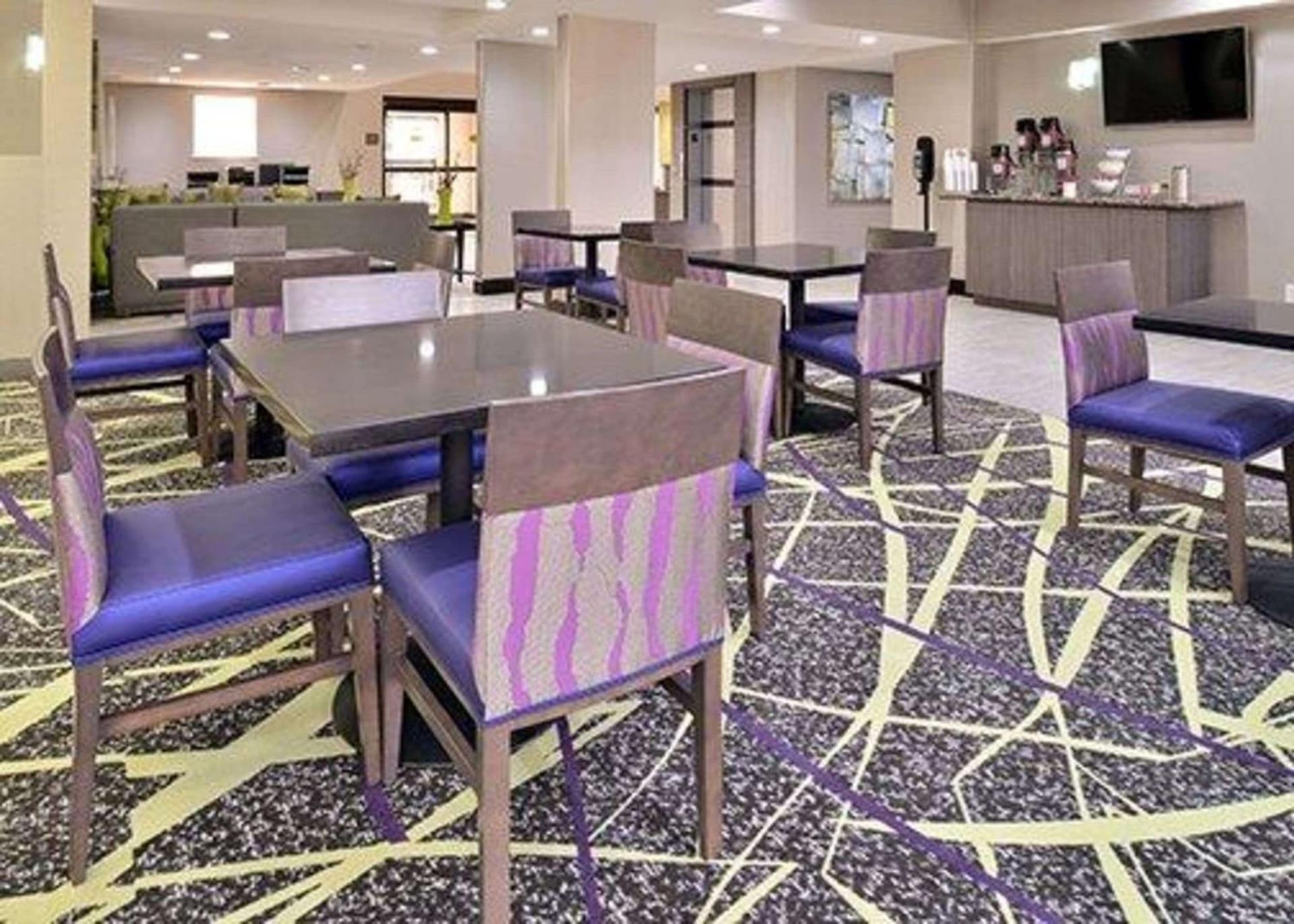 Comfort Inn & Suites Frisco - Plano gallery photo in Frisco, TX — image 17