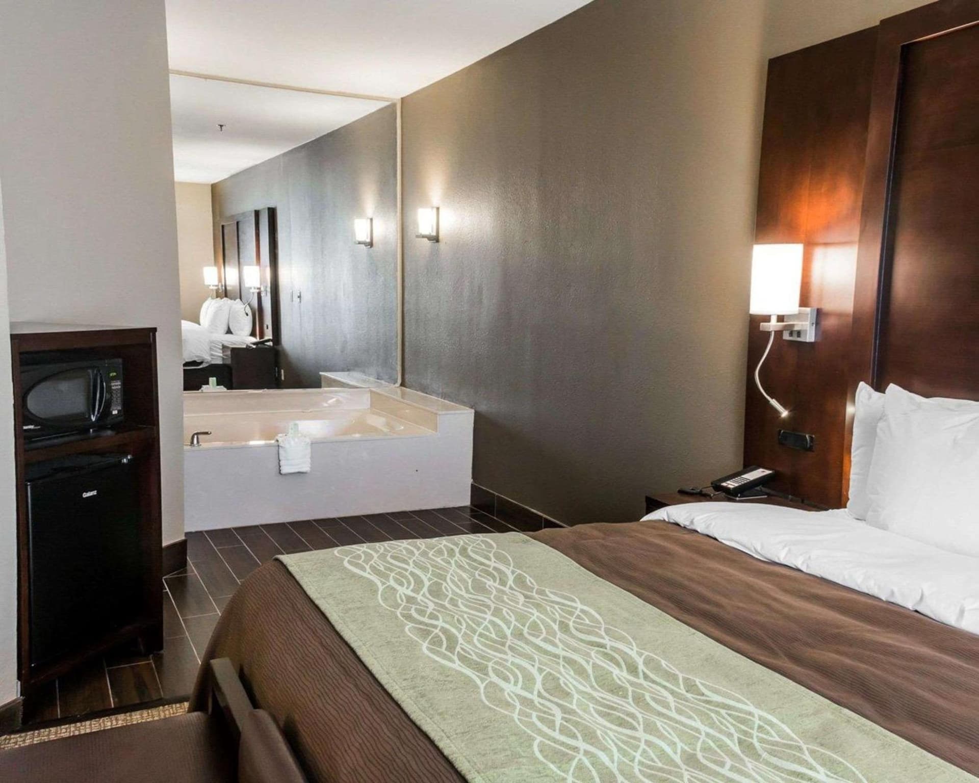 Comfort Inn & Suites Pharr - McAllen gallery photo in Pharr, TX — image 25