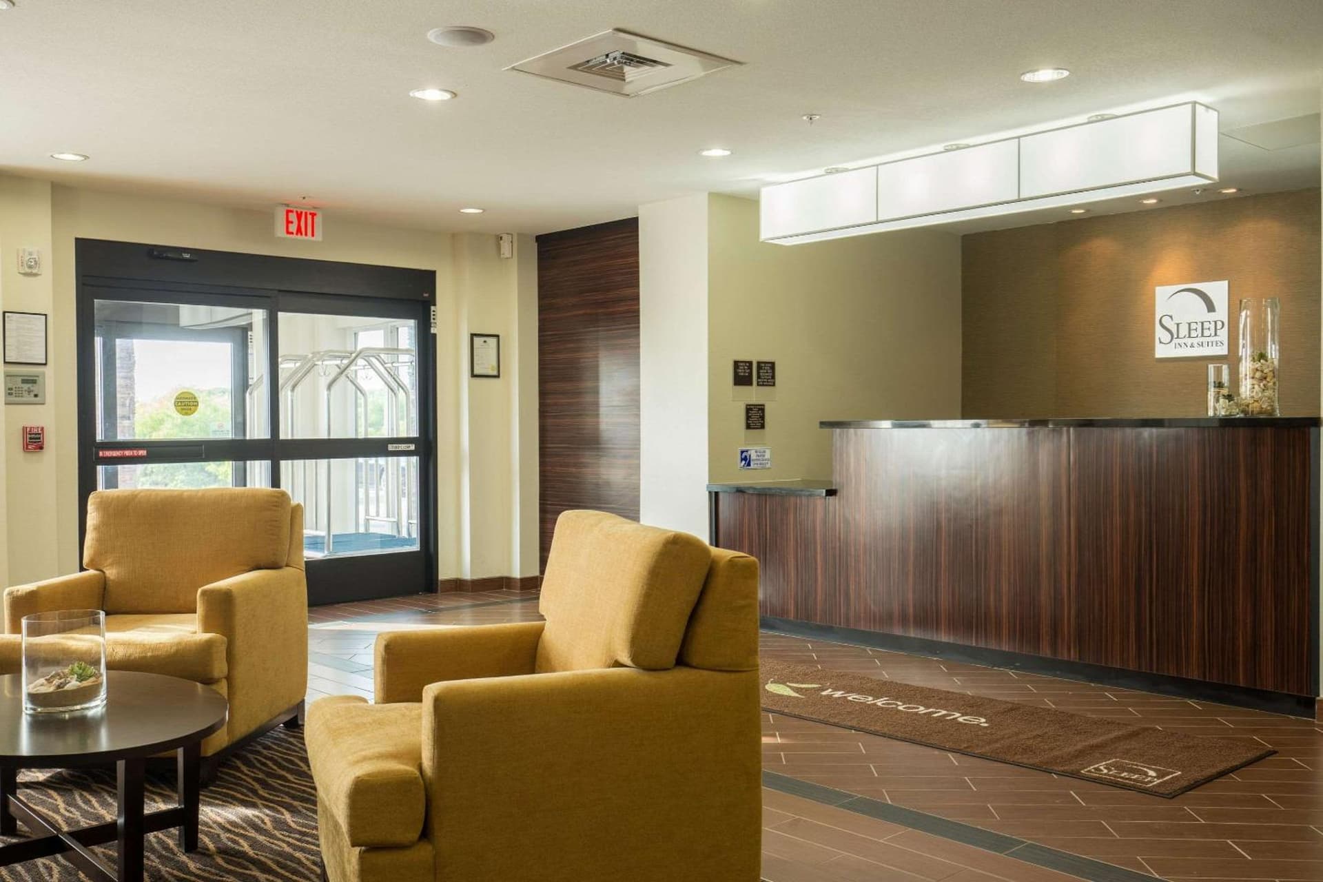 Sleep Inn & Suites Ingleside - Corpus Christi interior in Ingleside, TX — gallery photo 2
