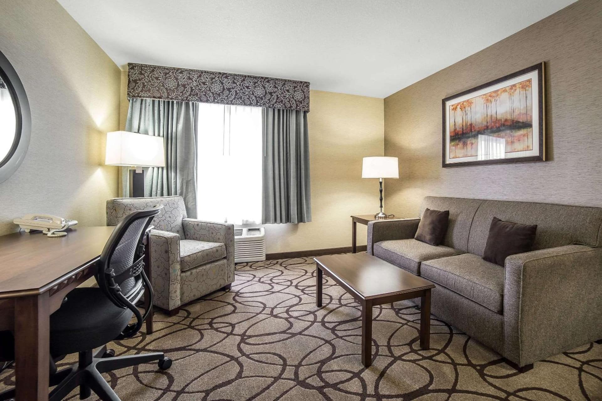 Comfort Suites Salt Lake City Airport gallery photo in Salt Lake City, UT — image 10