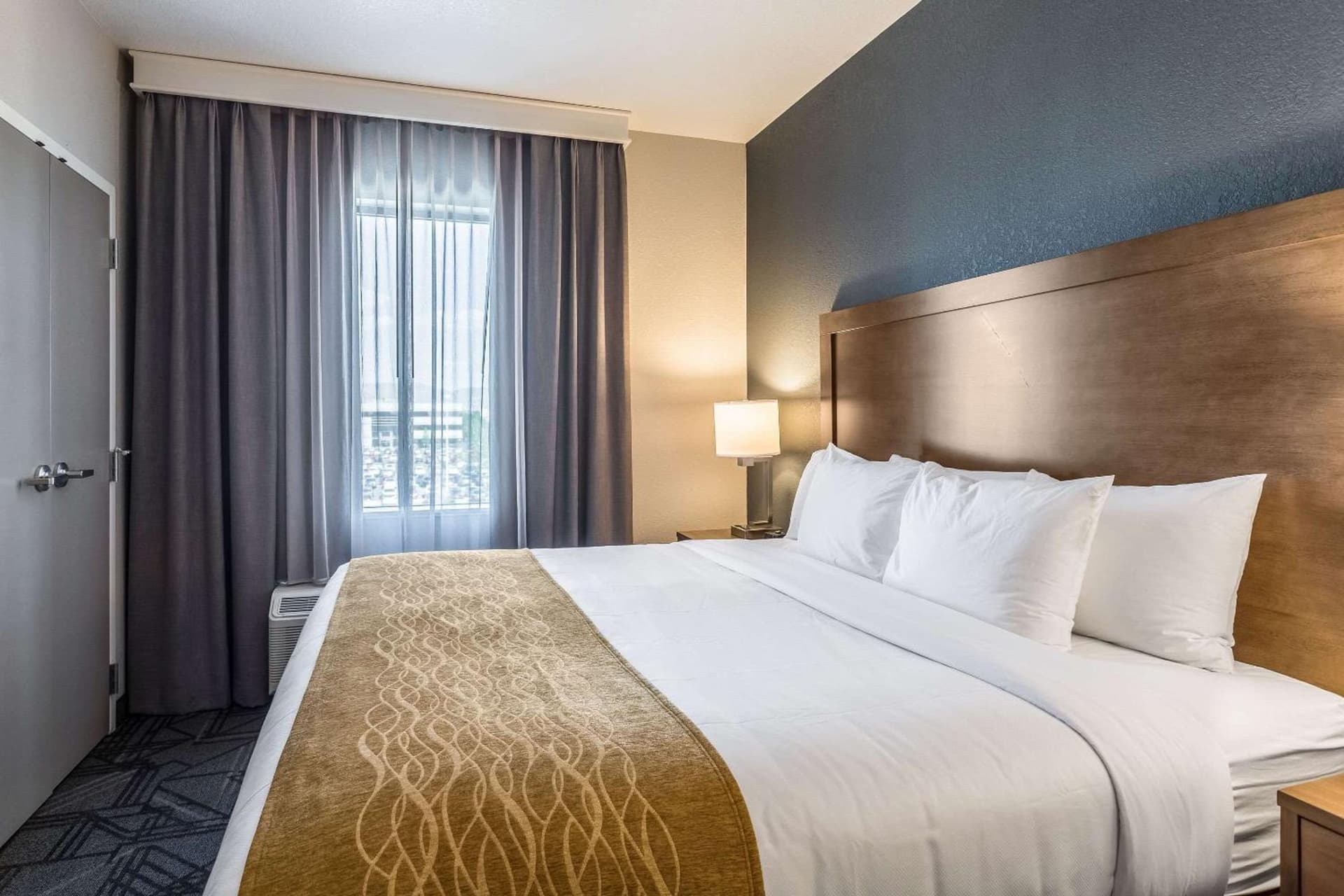 Comfort Inn & Suites Salt Lake City Airport gallery photo in Salt Lake City, UT — image 25