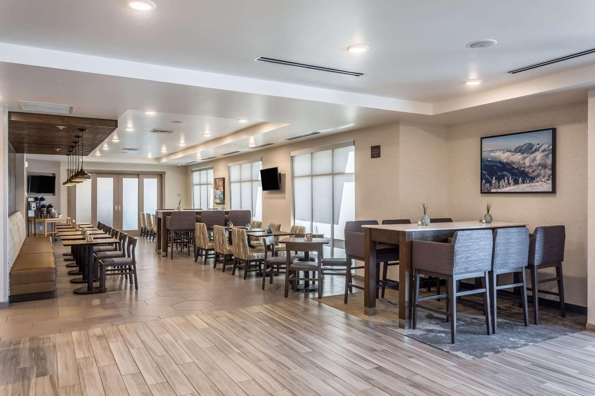 Comfort Inn & Suites Salt Lake City Airport gallery photo in Salt Lake City, UT — image 11