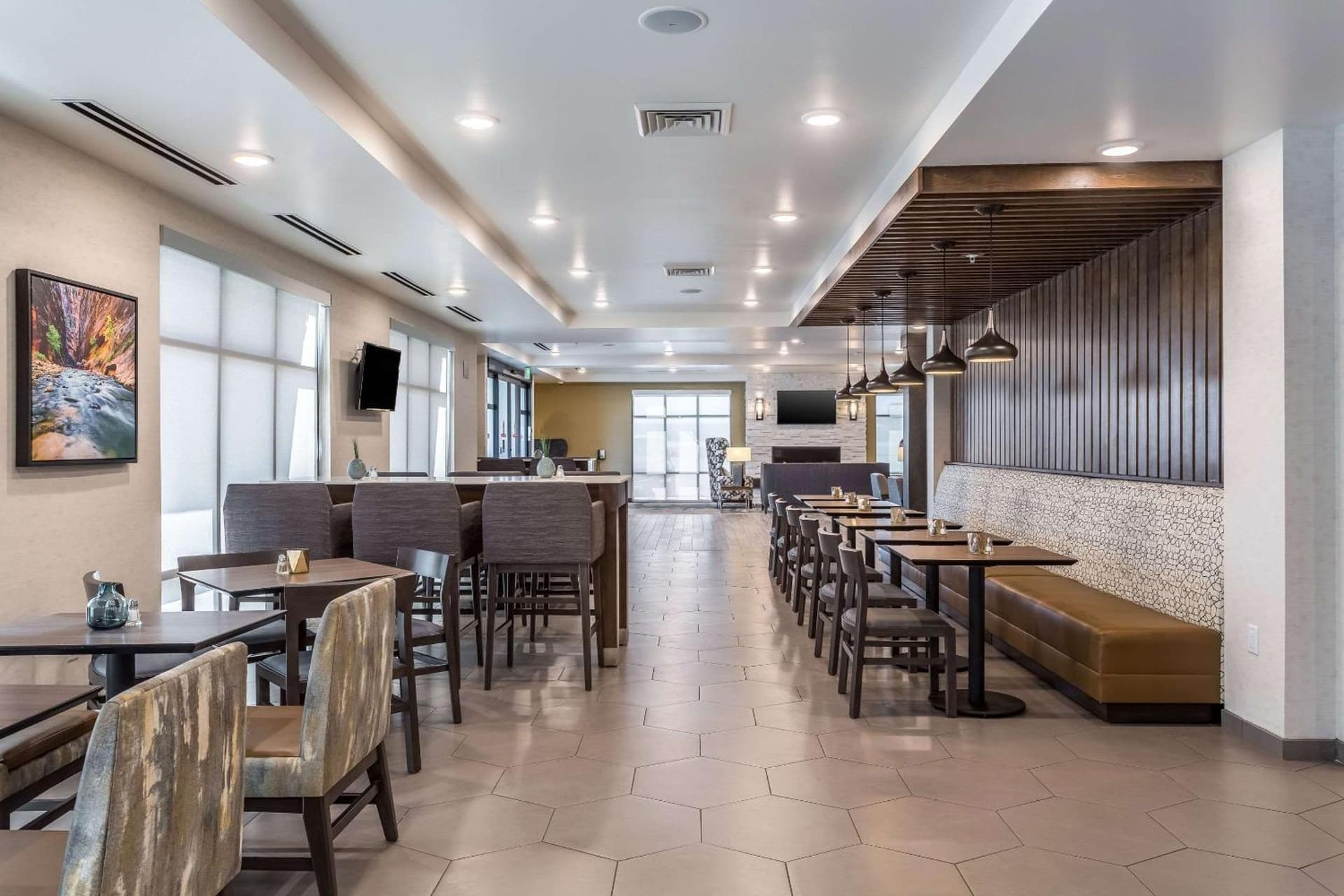 Comfort Inn & Suites Salt Lake City Airport gallery photo in Salt Lake City, UT — image 76