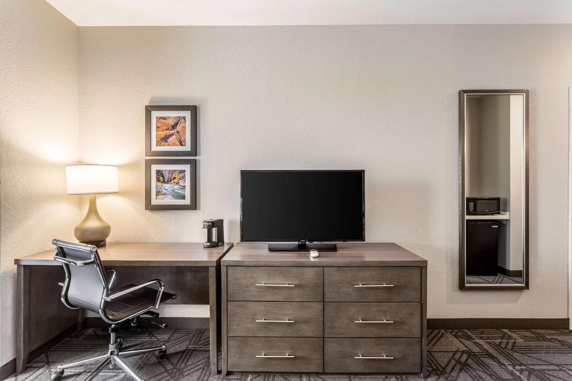 Comfort Inn & Suites Salt Lake City Airport gallery photo in Salt Lake City, UT — image 47