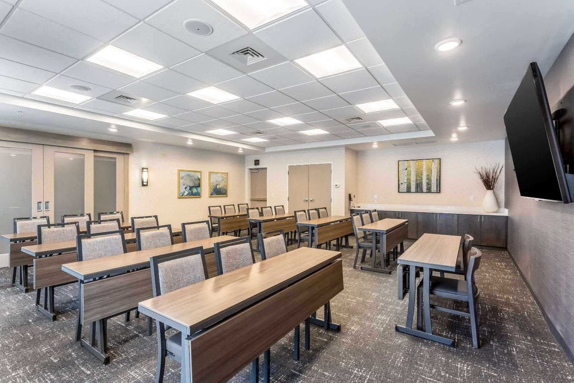 Comfort Inn & Suites Salt Lake City Airport gallery photo in Salt Lake City, UT — image 36