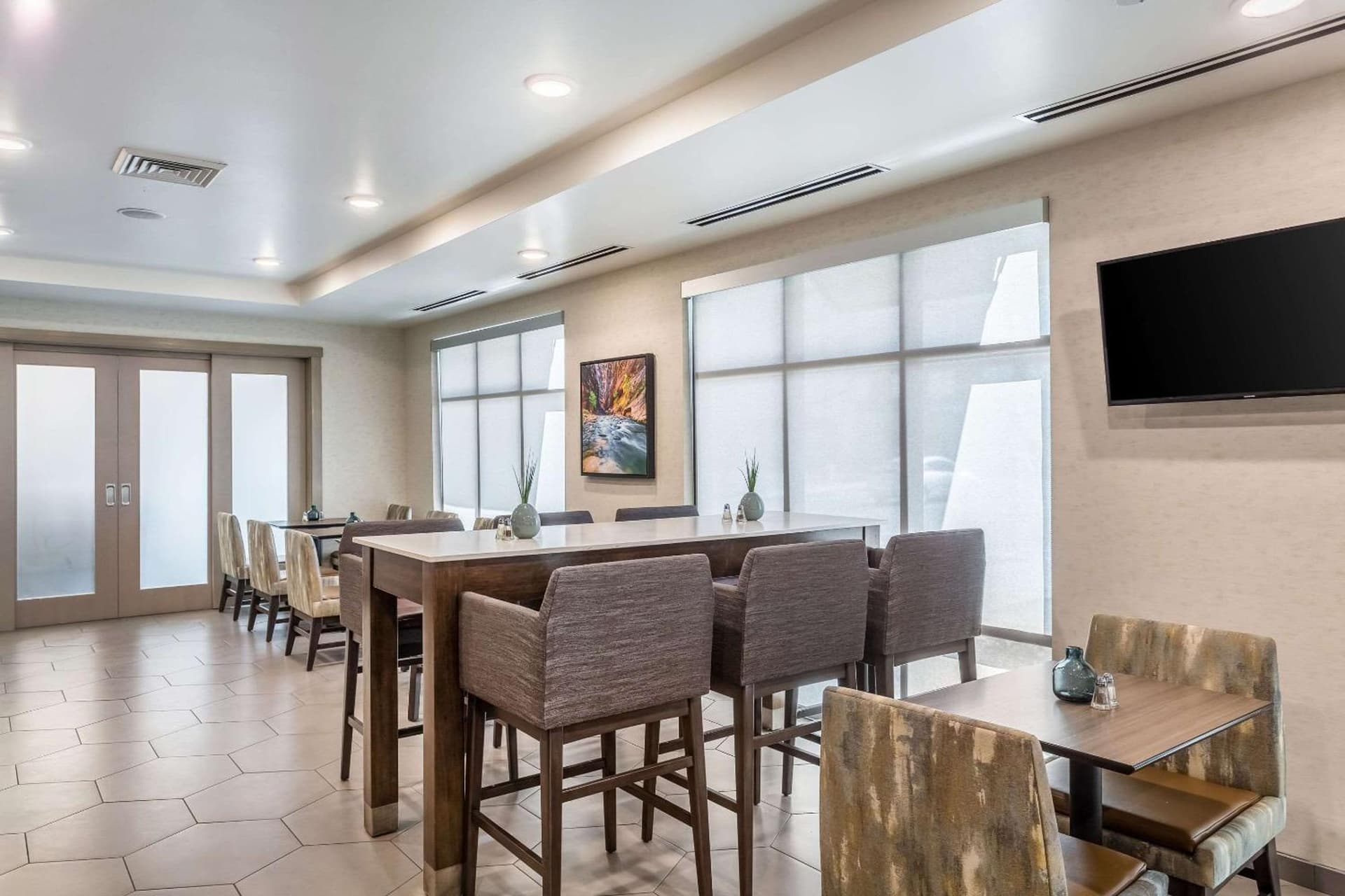 Comfort Inn & Suites Salt Lake City Airport gallery photo in Salt Lake City, UT — image 19
