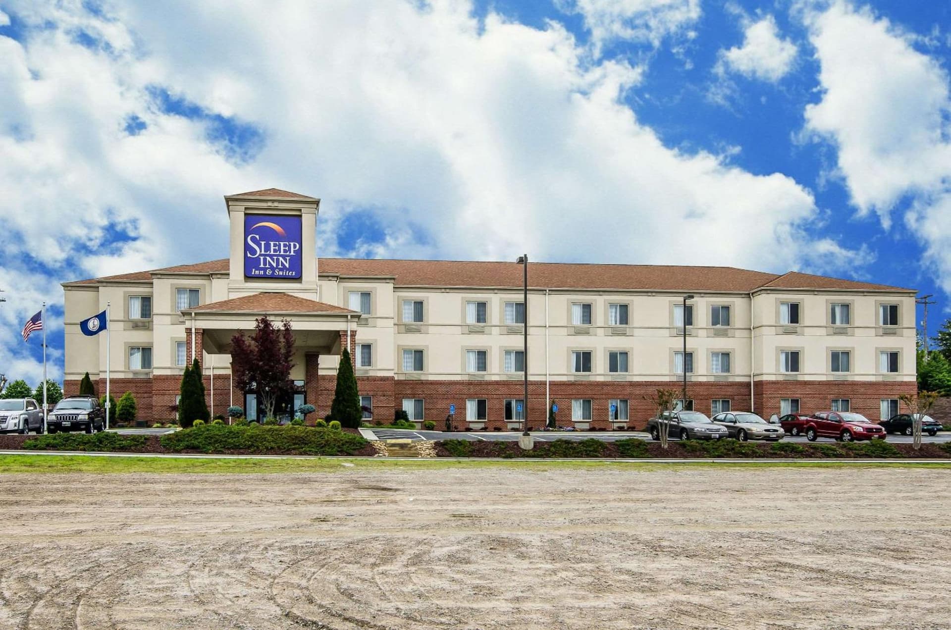 Sleep Inn & Suites Danville Hwy 58 interior in Danville, VA — gallery photo 2