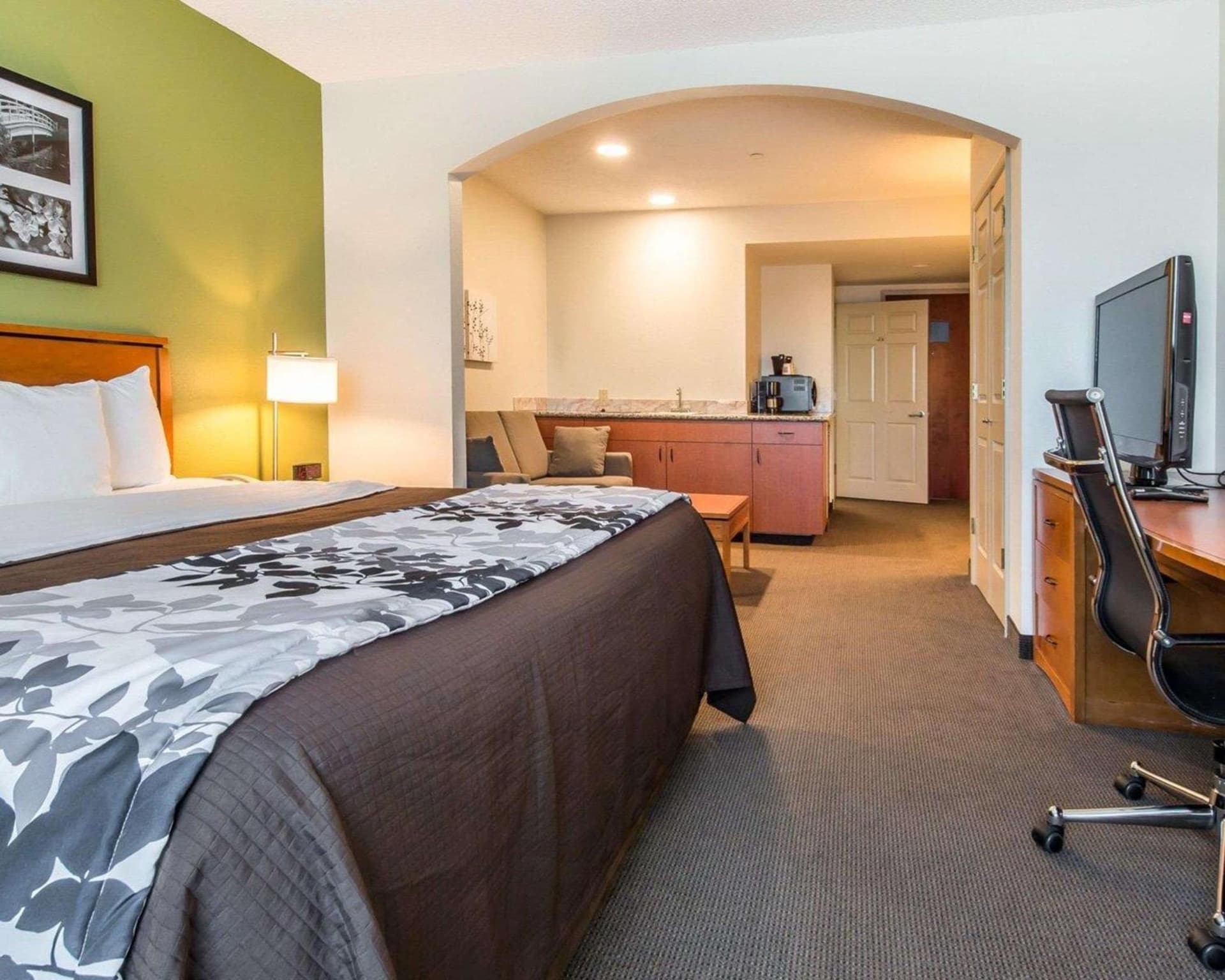 Sleep Inn & Suites Winchester near University interior in Winchester, VA — gallery photo 2