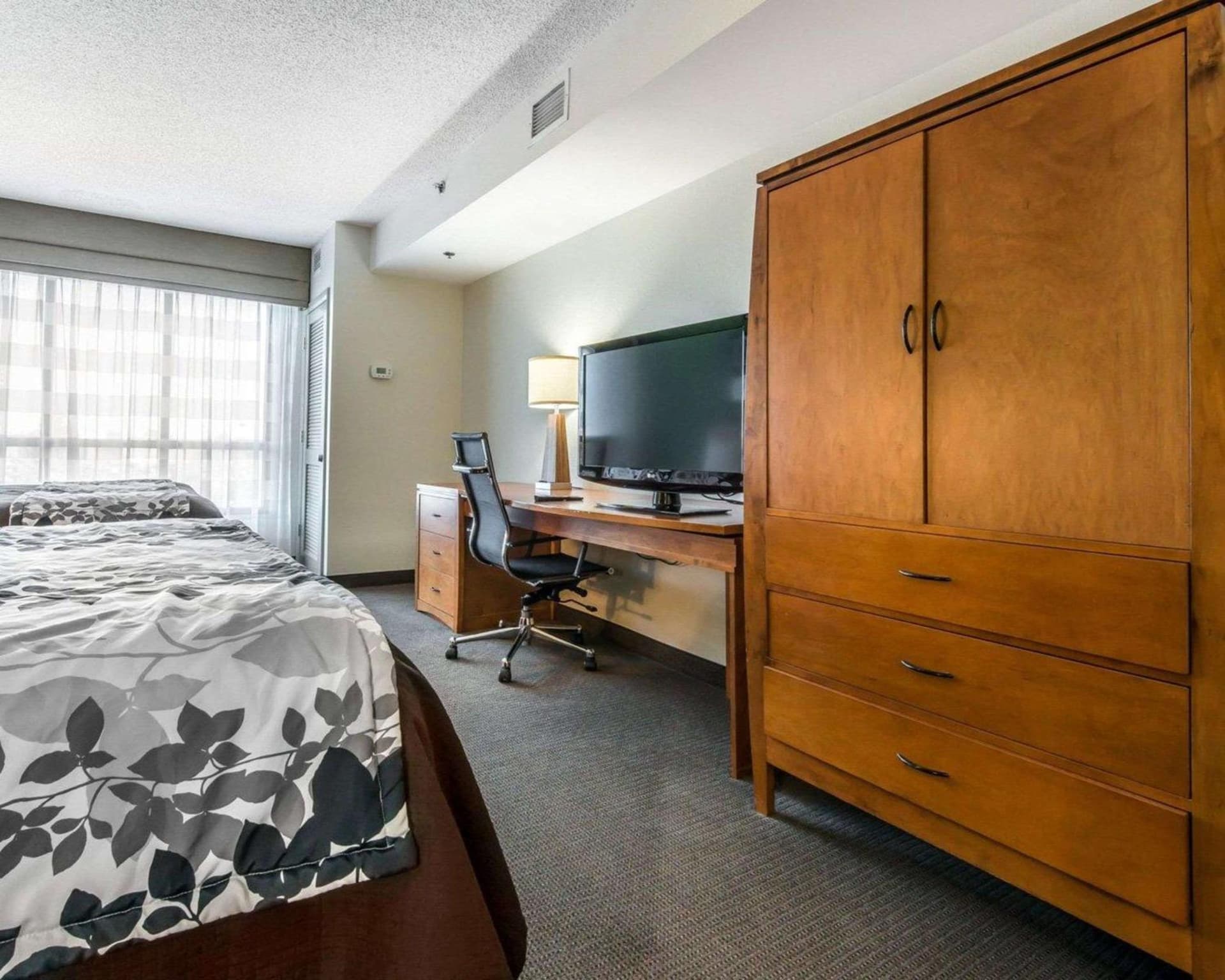 Sleep Inn & Suites Winchester near University gallery photo in Winchester, VA — image 26