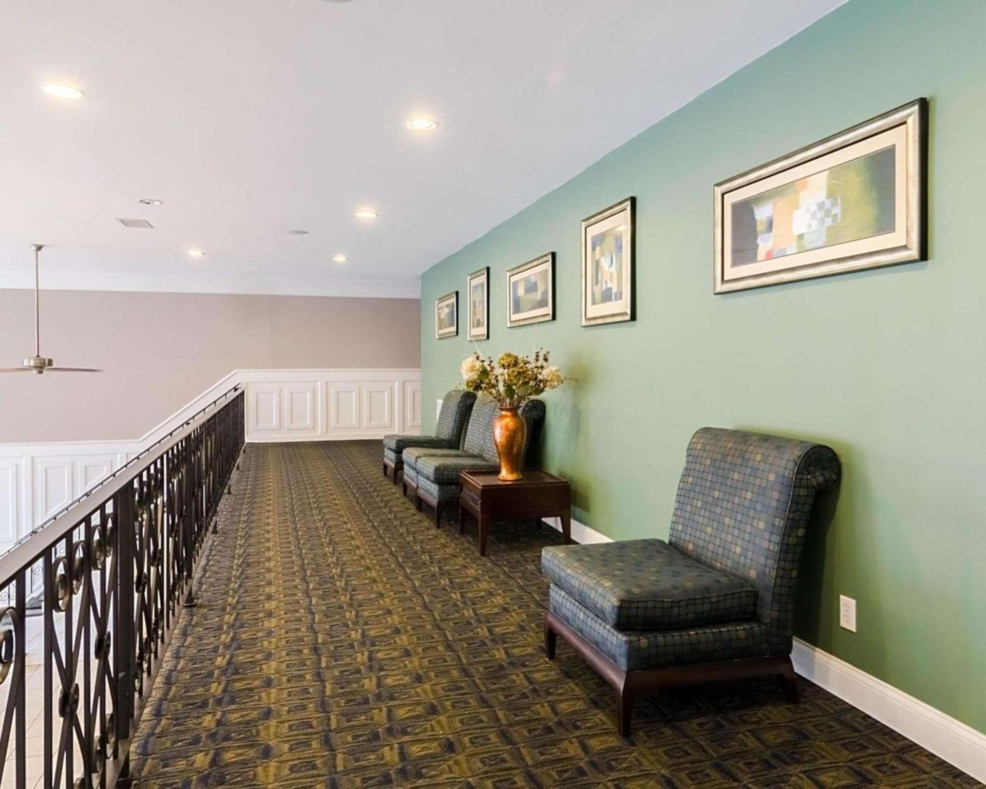 Rodeway Inn & Suites Williamsburg Central property views in Williamsburg, VA — gallery photo 3
