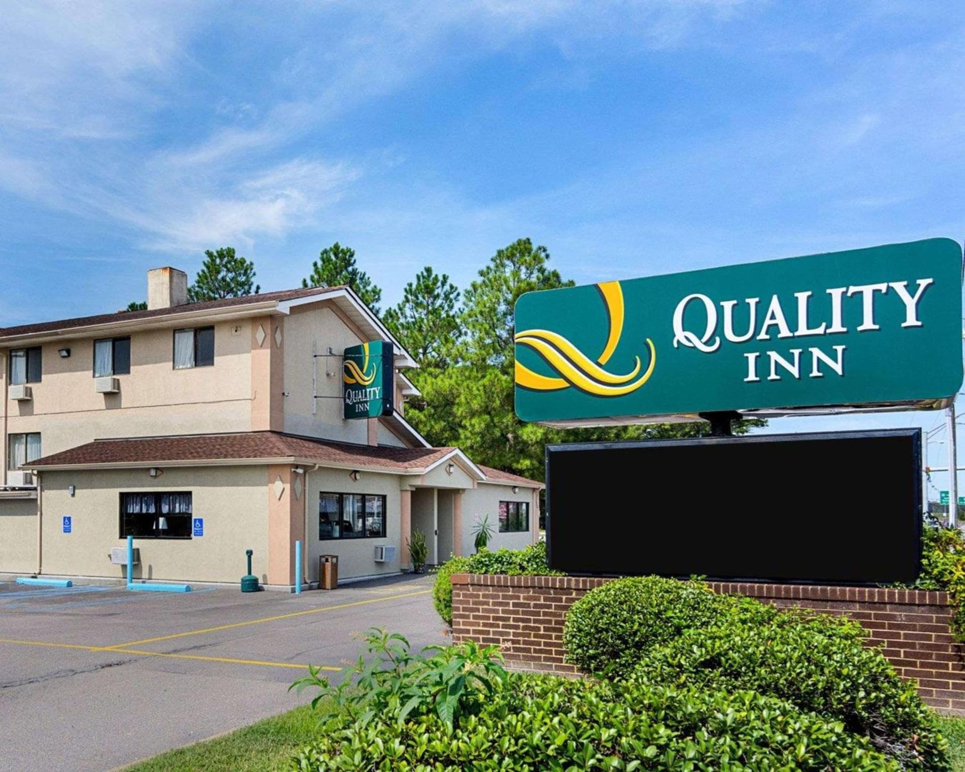 Quality Inn Chesapeake - Greenbrier featured exterior or lobby in Chesapeake, VA — similar hotel
