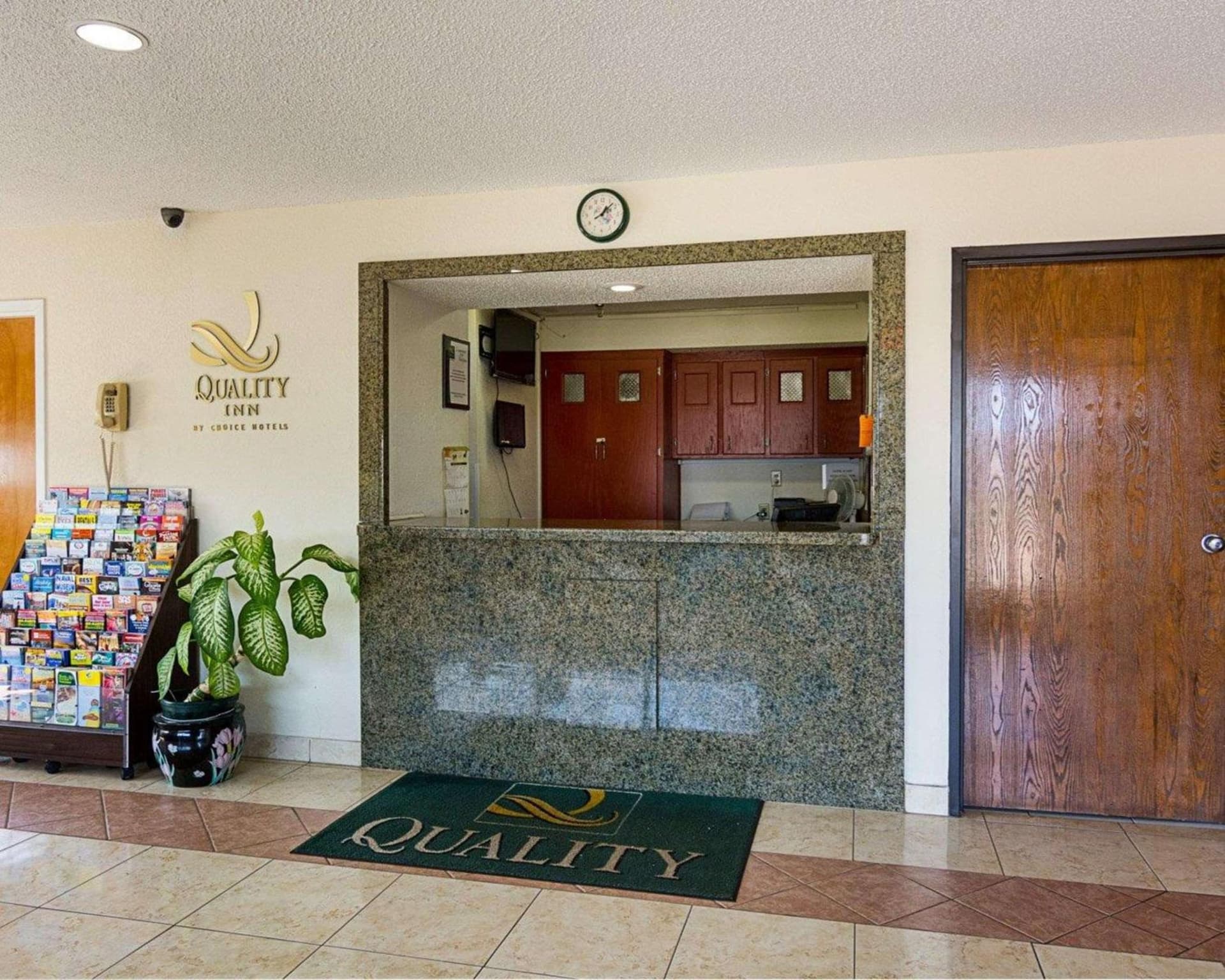 Quality Inn Chesapeake - Greenbrier gallery photo in Chesapeake, VA — image 21