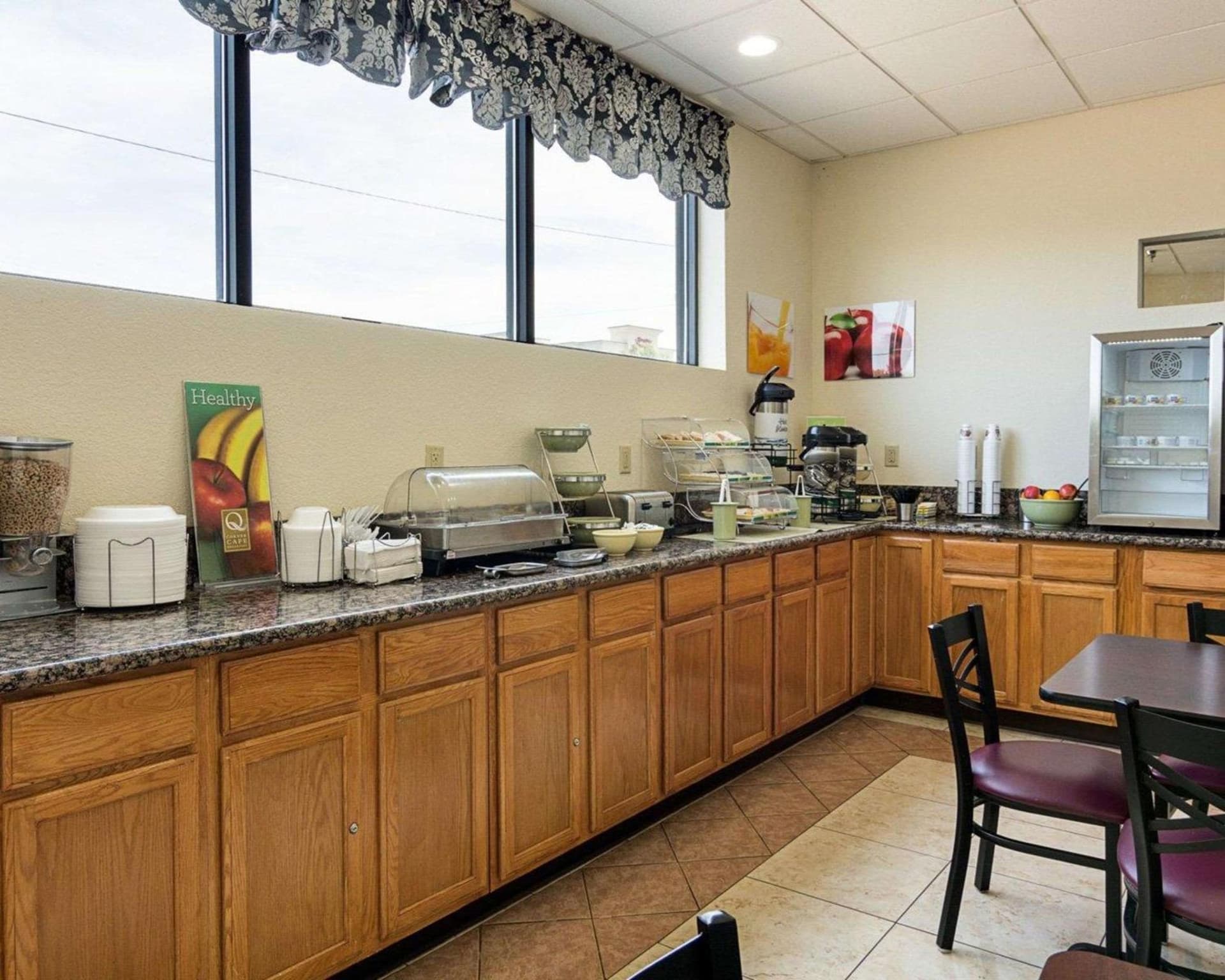Quality Inn Chesapeake - Greenbrier gallery photo in Chesapeake, VA — image 20