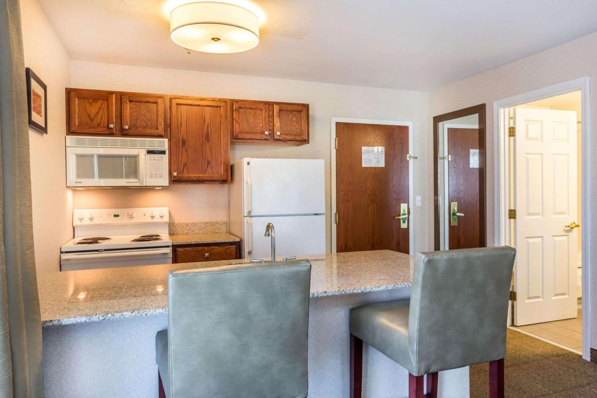 Comfort Inn & Suites South Burlington near University gallery photo in Burlington, VT — image 15