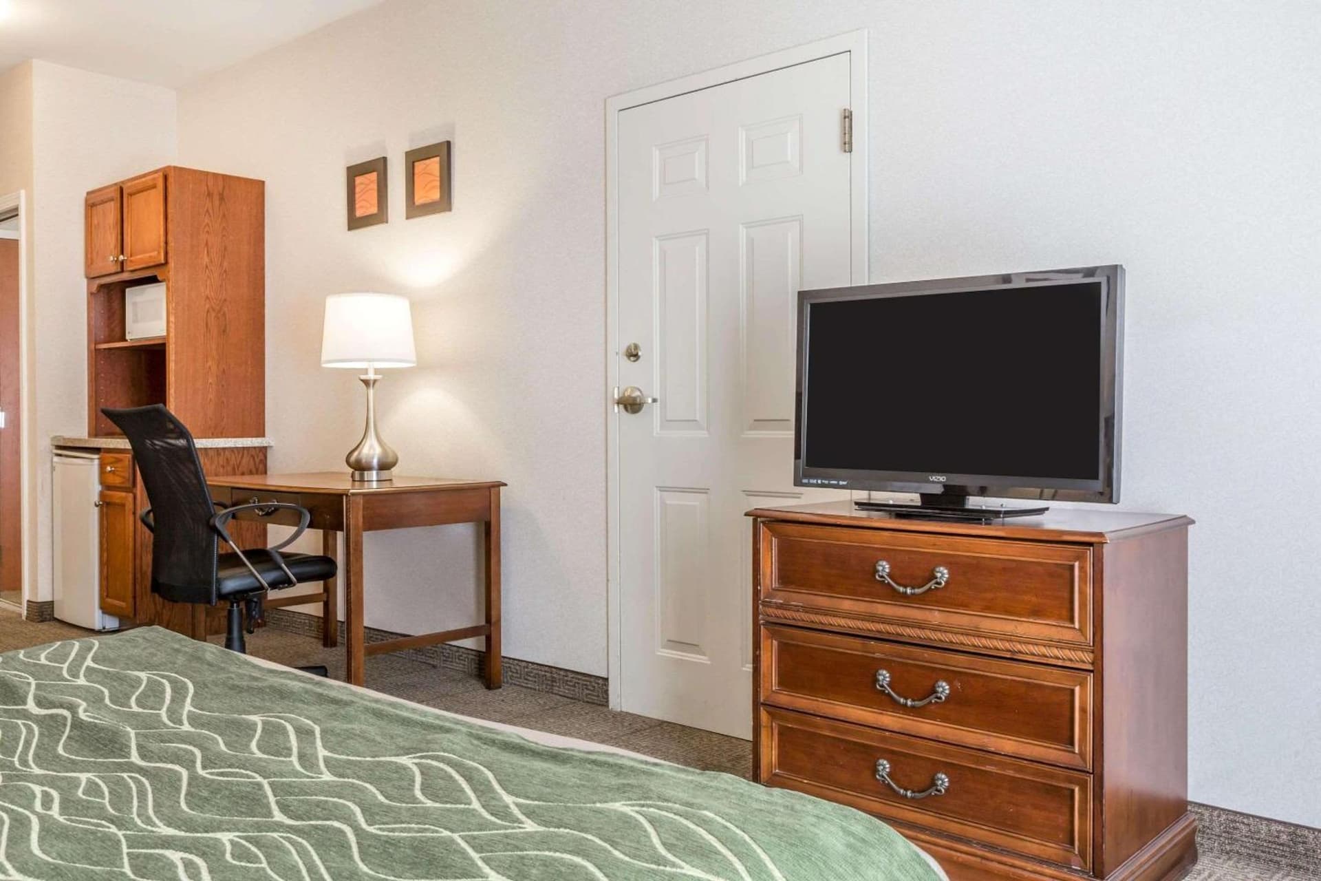 Comfort Inn & Suites South Burlington near University gallery photo in Burlington, VT — image 24