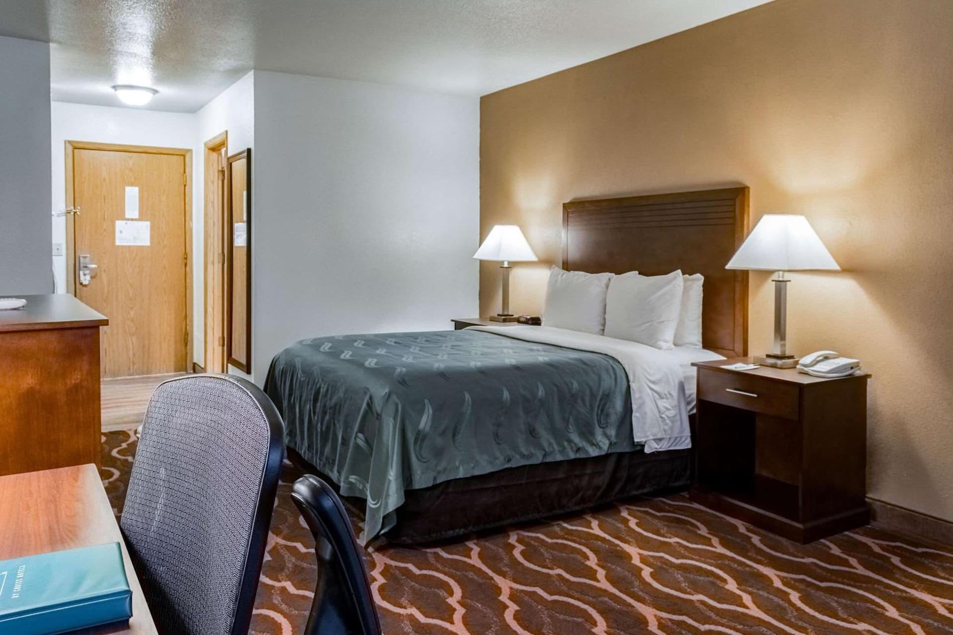 Quality Inn & Suites Vancouver North gallery photo in Vancouver, WA — image 10