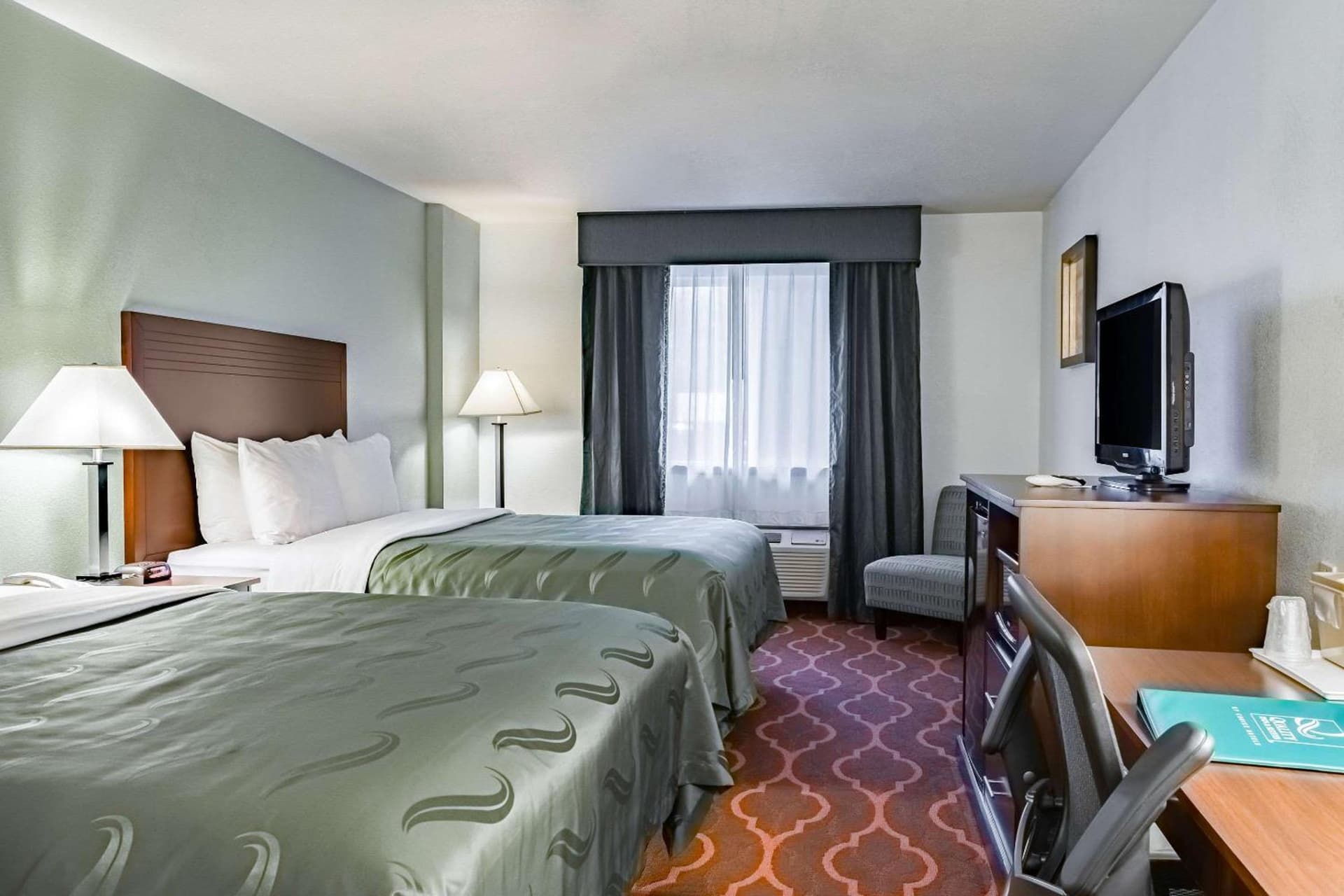 Quality Inn & Suites Vancouver North gallery photo in Vancouver, WA — image 5