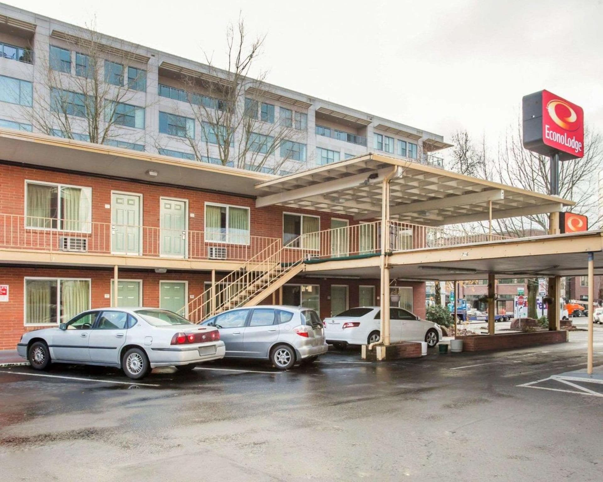 Studio 6 Suites Vancouver WA Waterfront — hotel in Vancouver, Washington