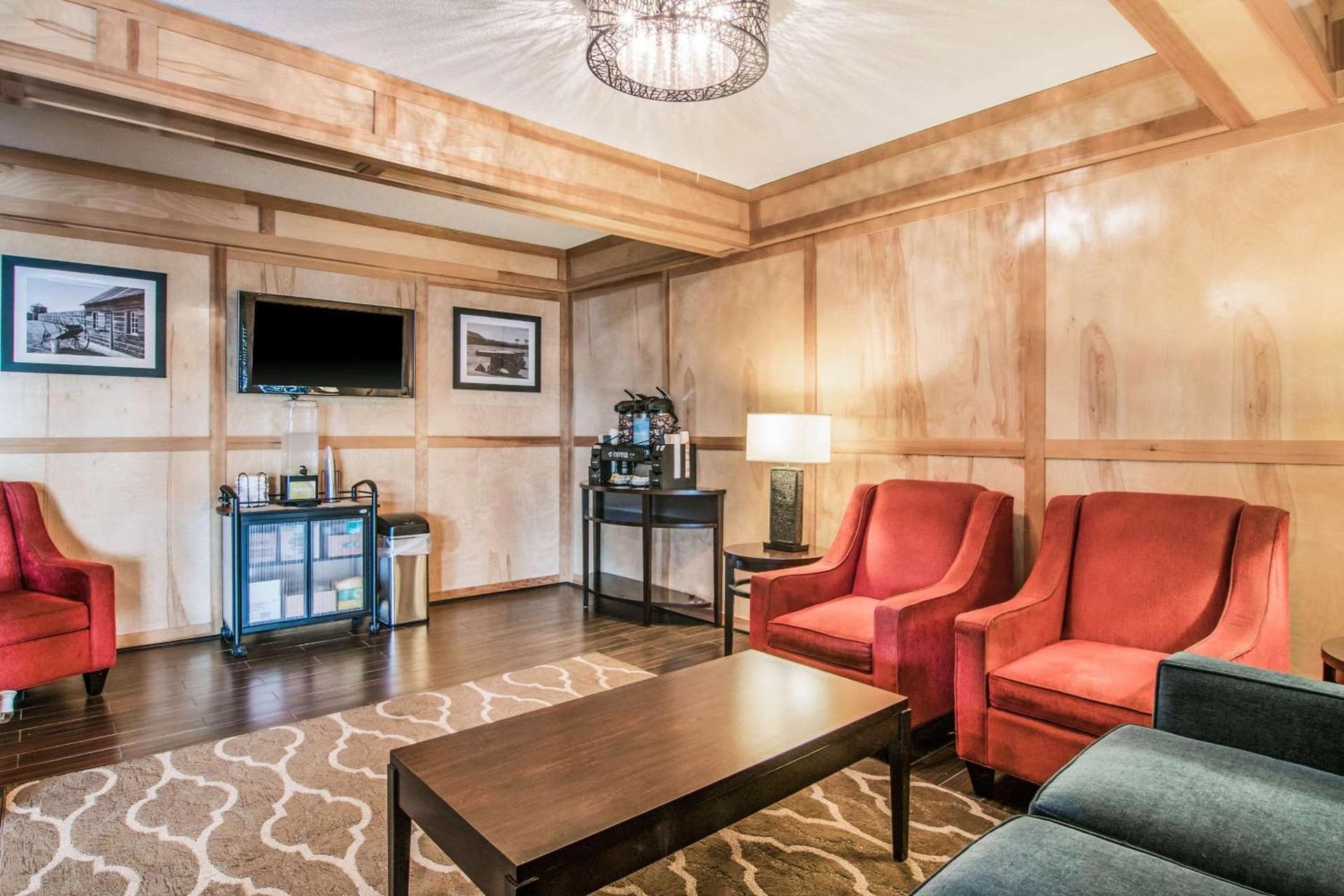 Comfort Inn & Suites Vancouver Downtown City Center gallery photo in Vancouver, WA — image 6