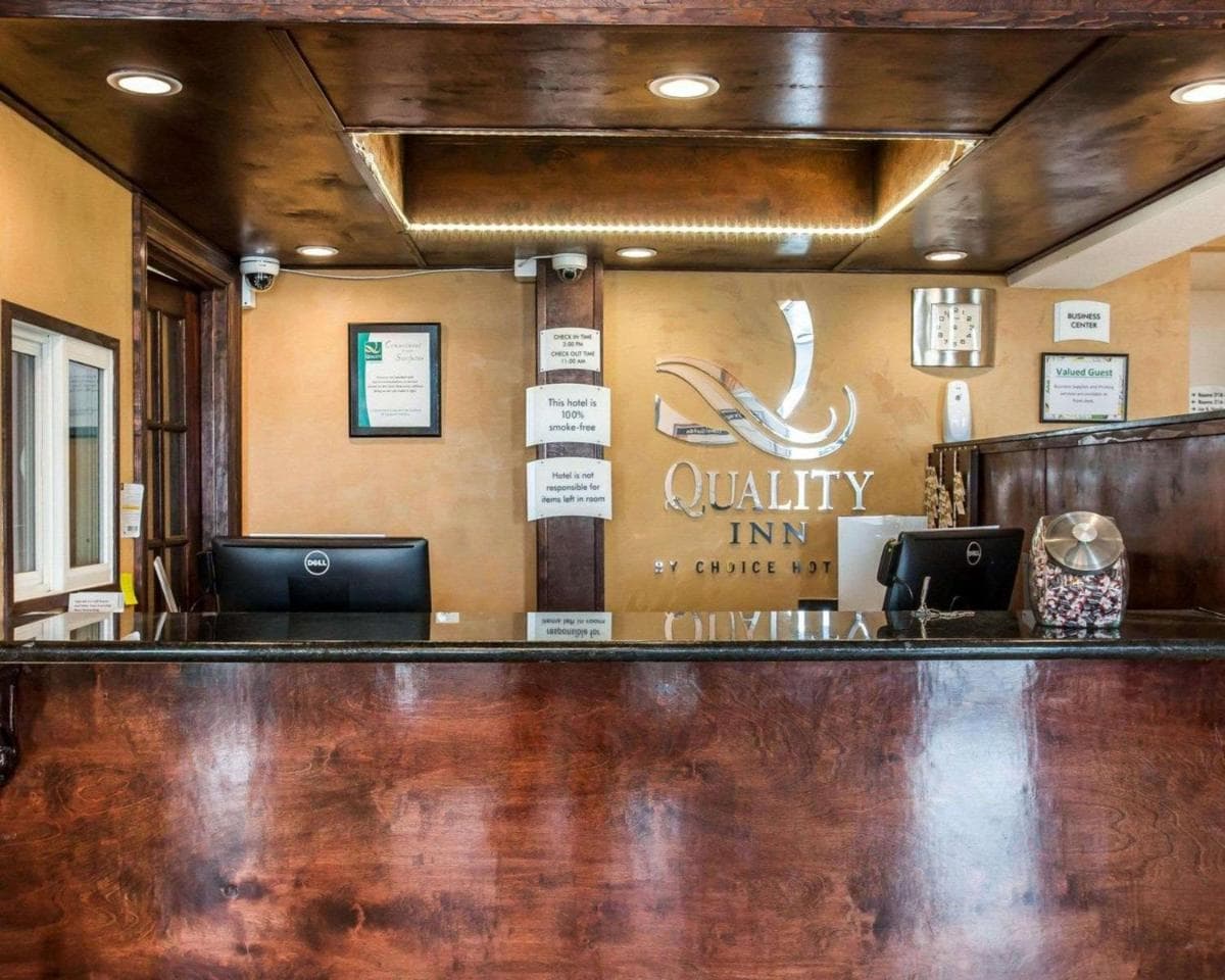 Quality Inn Okanogan property views in Okanogan, WA — gallery photo 3