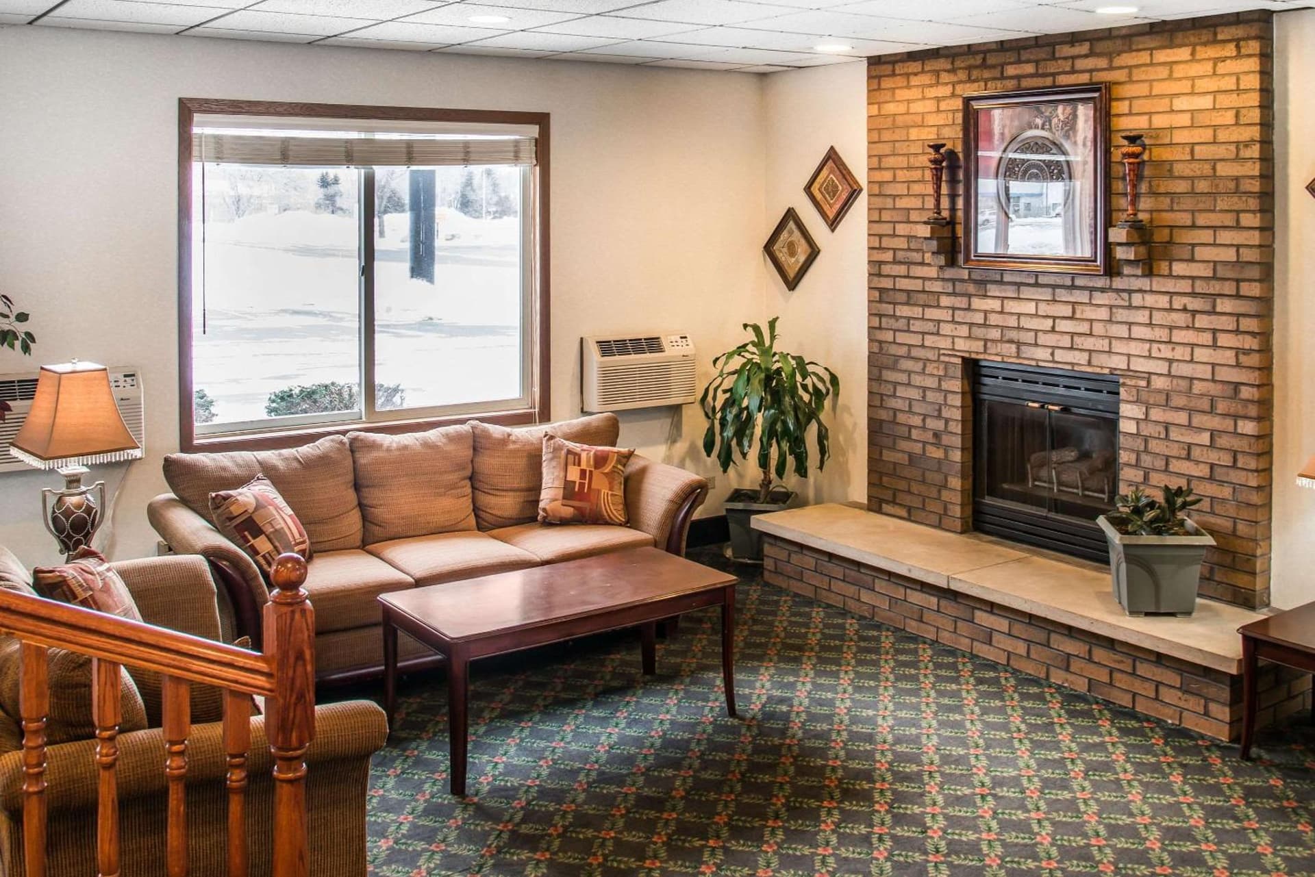 Hudson Inn & Suites property views in Hudson, WI — gallery photo 3