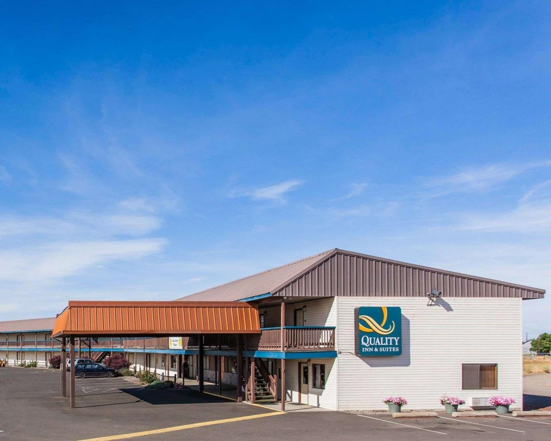 Quality Inn & Suites Goldendale featured exterior or lobby in Goldendale, WA — similar hotel