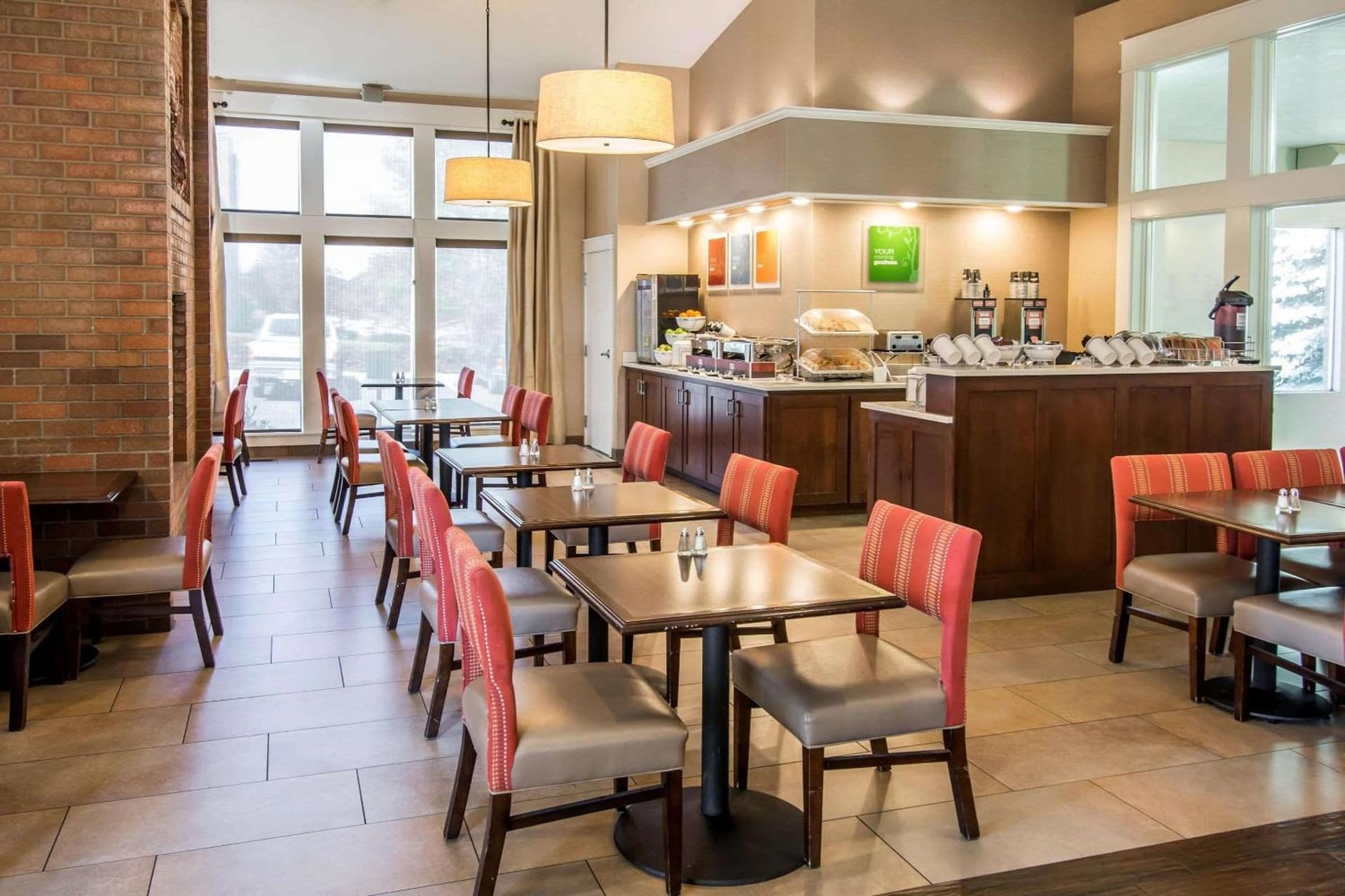 Comfort Inn & Suites Spokane Valley Central gallery photo in Spokane Valley, WA — image 5
