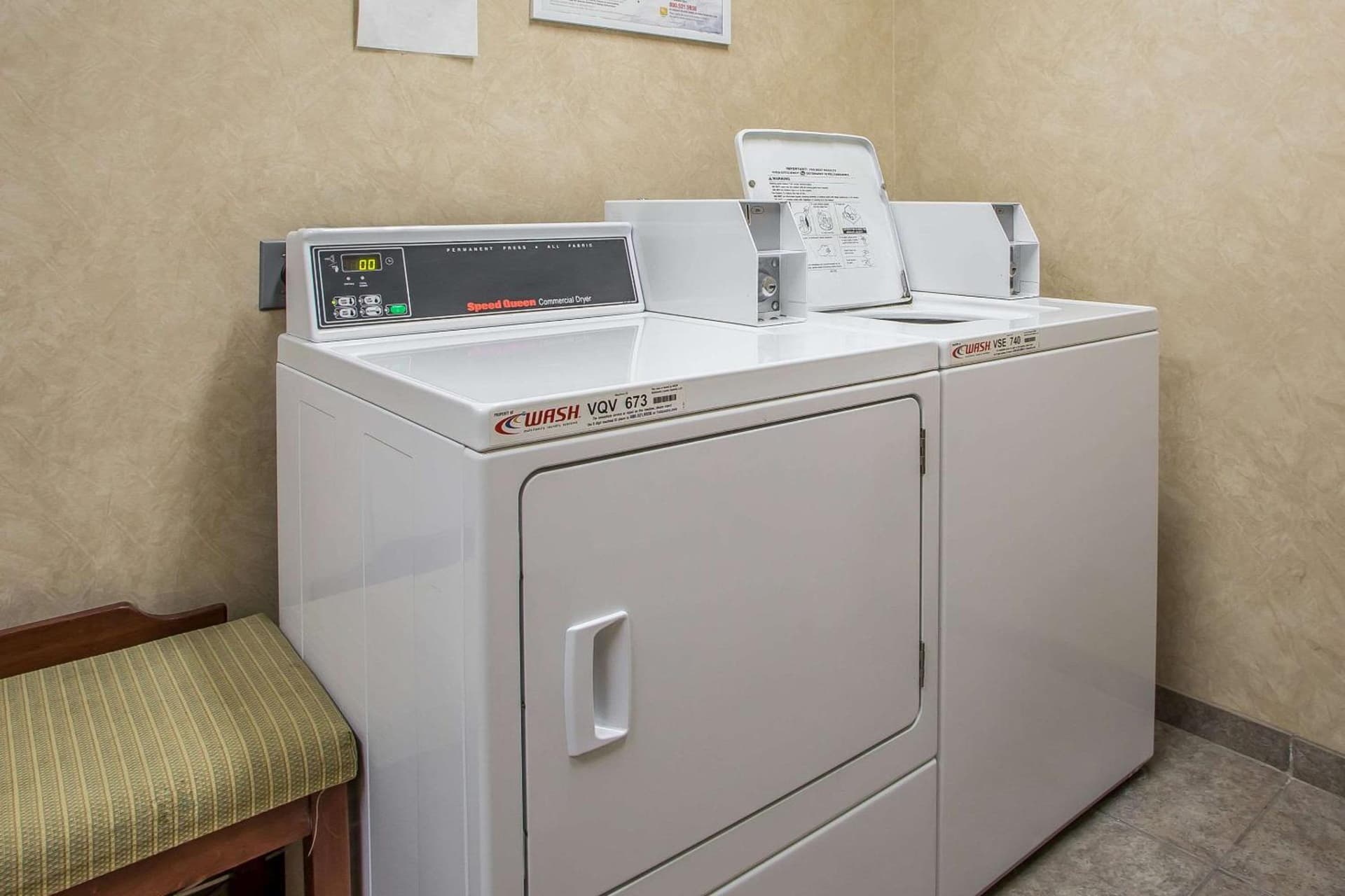Comfort Suites Delavan - Lake Geneva Area gallery photo in Delavan, WI — image 22