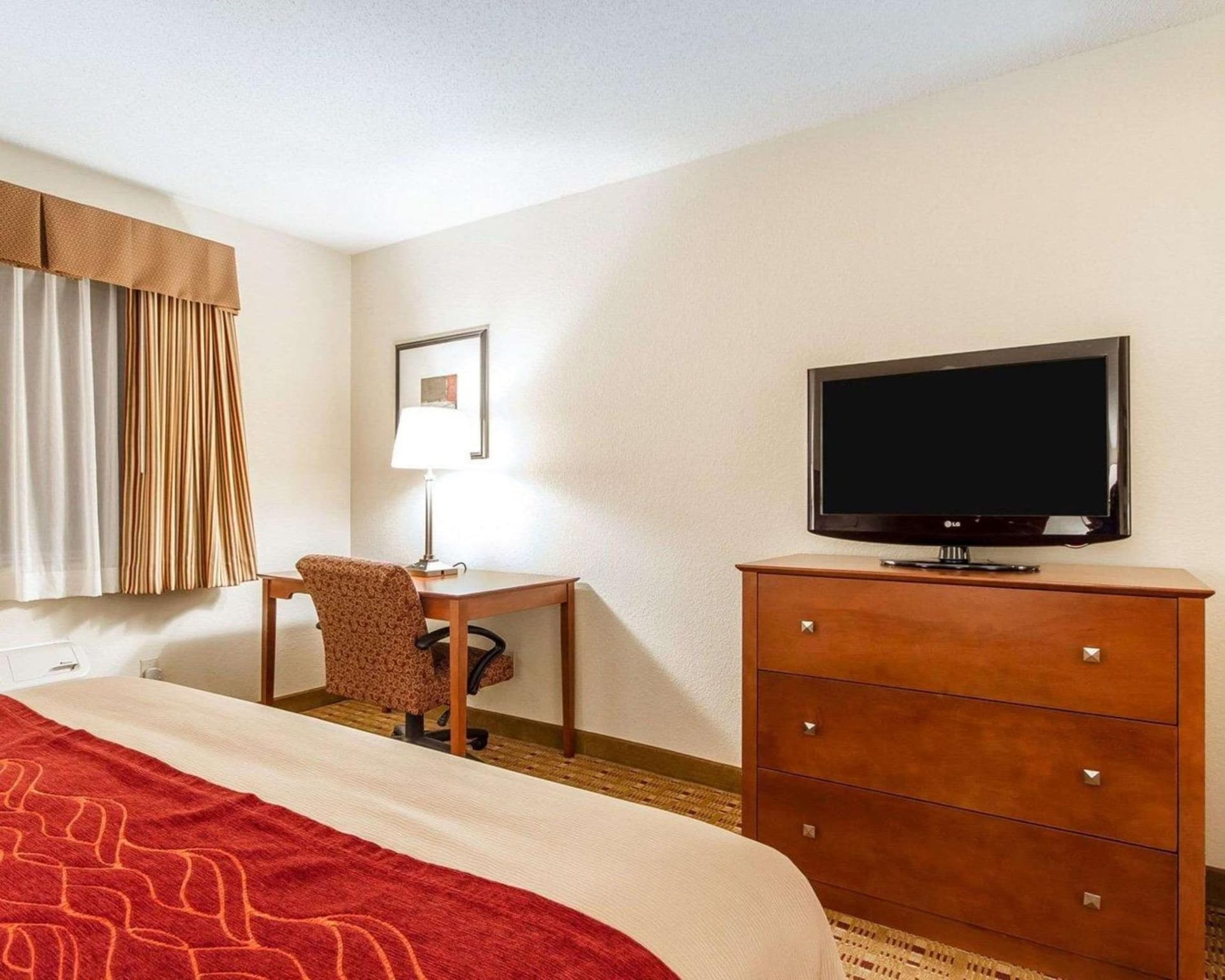 Quality Inn & Suites Eau Claire University Area gallery photo in Eau Claire, WI — image 16