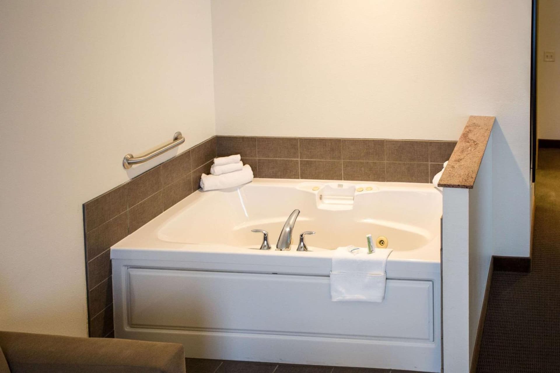 Sleep Inn & Suites Conference Center Eau Claire North gallery photo in Union, WI — image 22