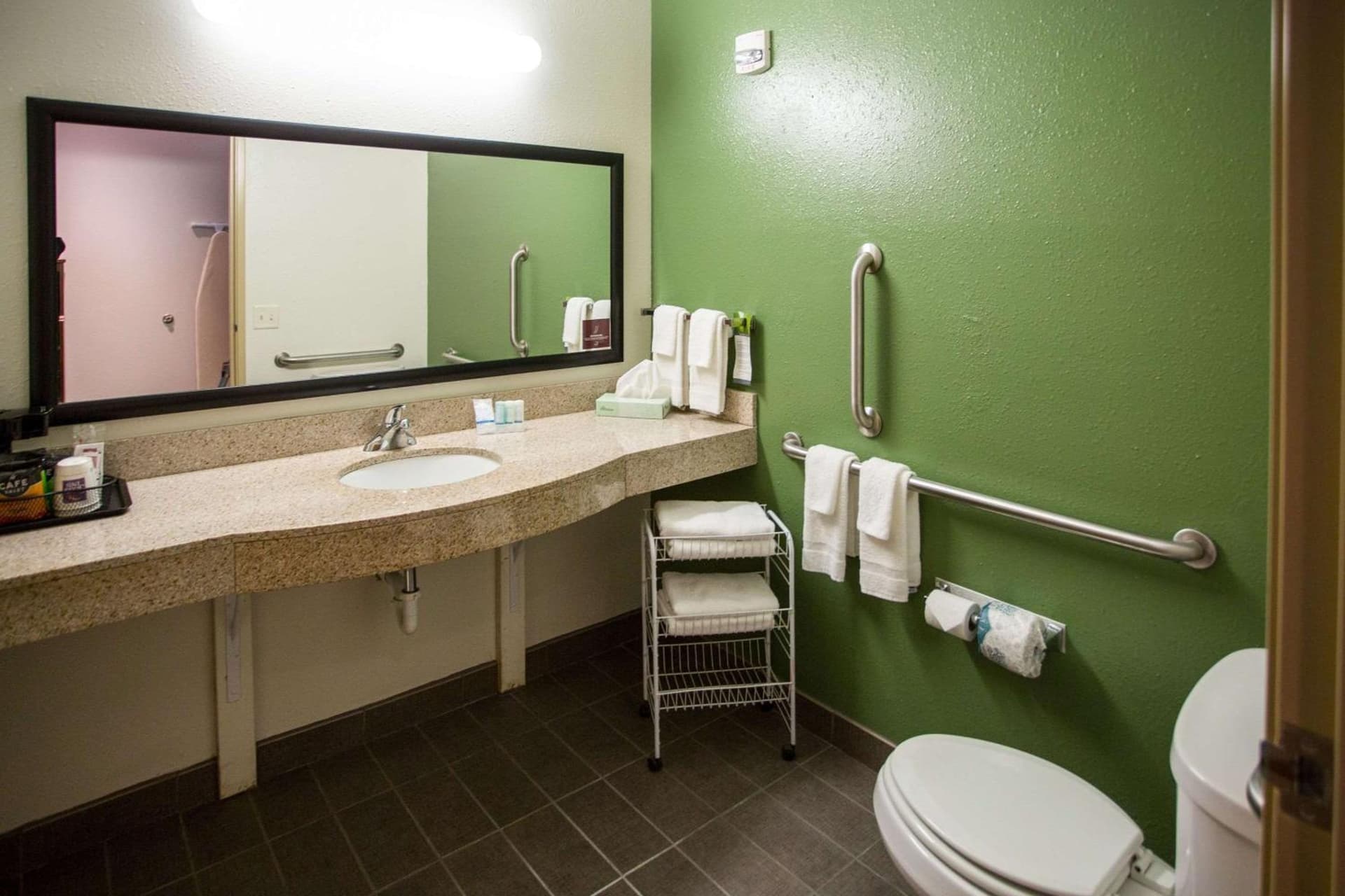 Sleep Inn & Suites Conference Center Eau Claire North gallery photo in Union, WI — image 30