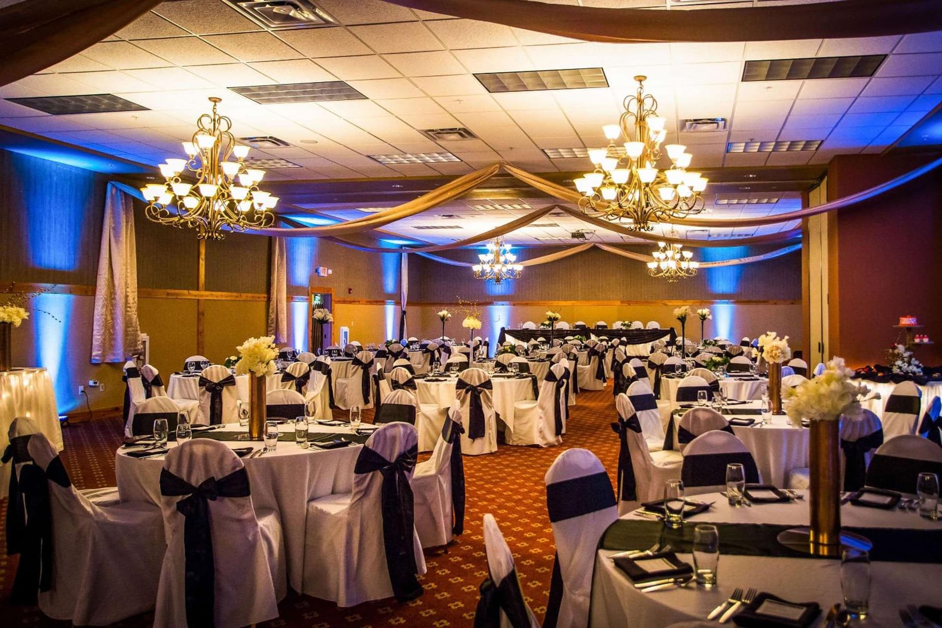 Sleep Inn & Suites Conference Center Eau Claire North gallery photo in Union, WI — image 40